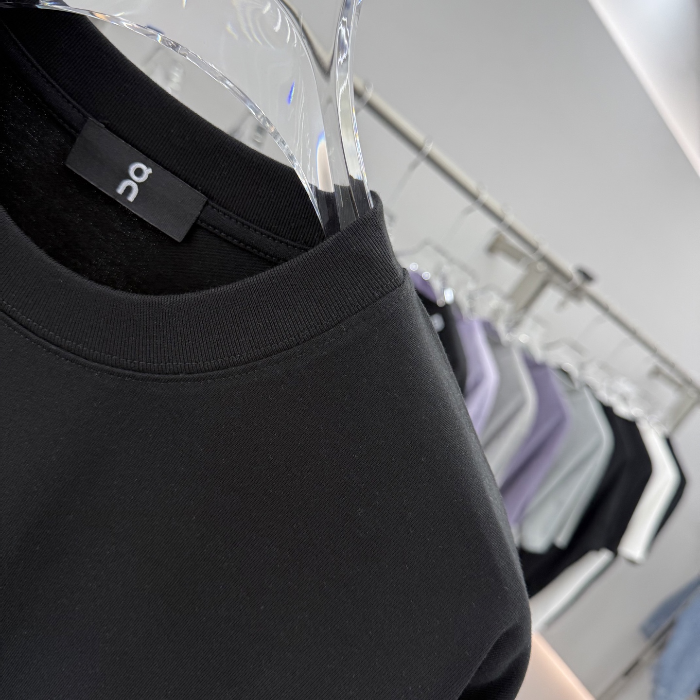 Loewe &ON 2025 T-Shirt: Custom Hardware, Relaxed Fit, Luxe Streetwear 4 i1756060201754 8221 0 3