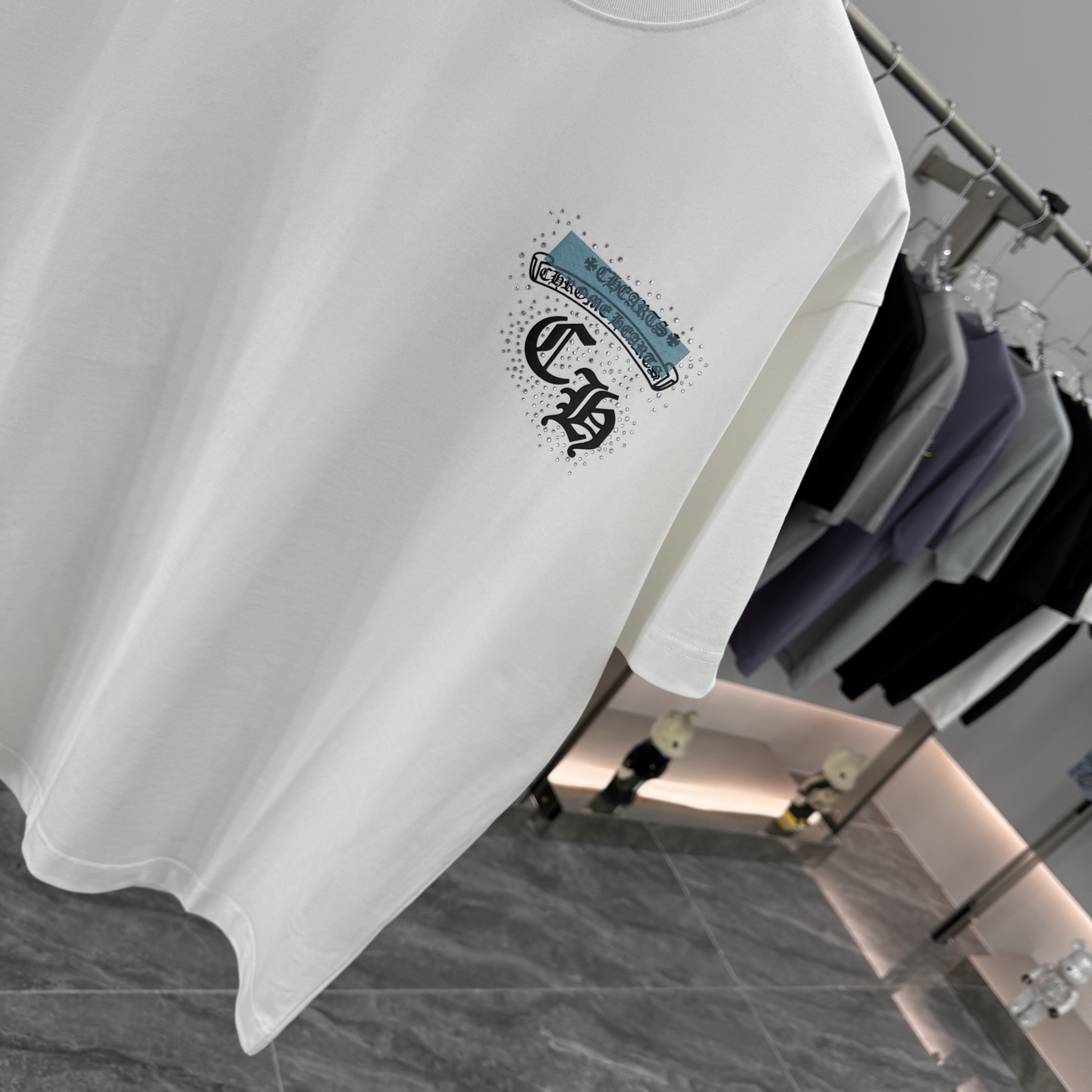 i1756573847052 352 0 4