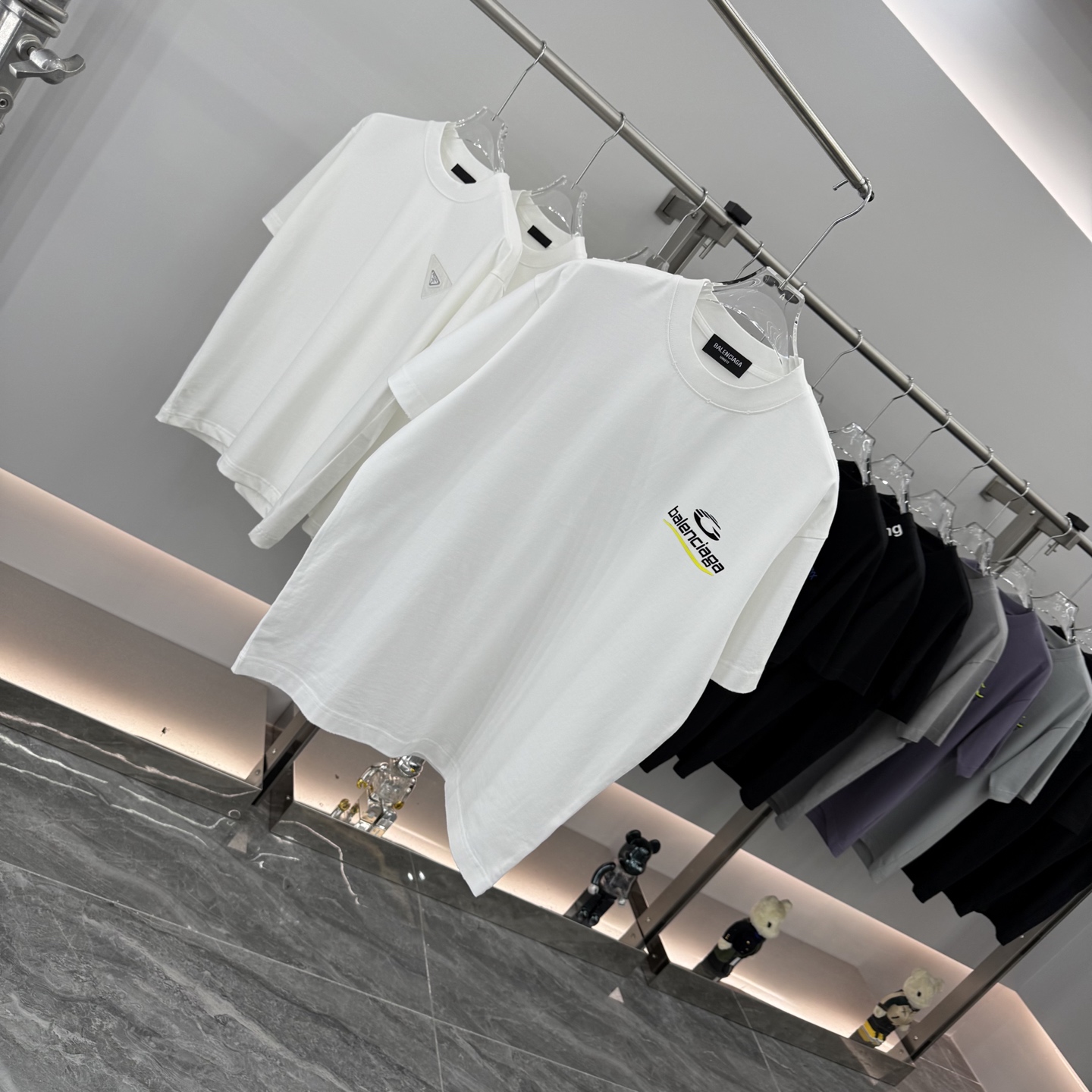 Balenciagaa 2025 New Paris Logo T-Shirt Unisex Cotton Short Sleeve Tee 2 i1759032234105 1793 0 1