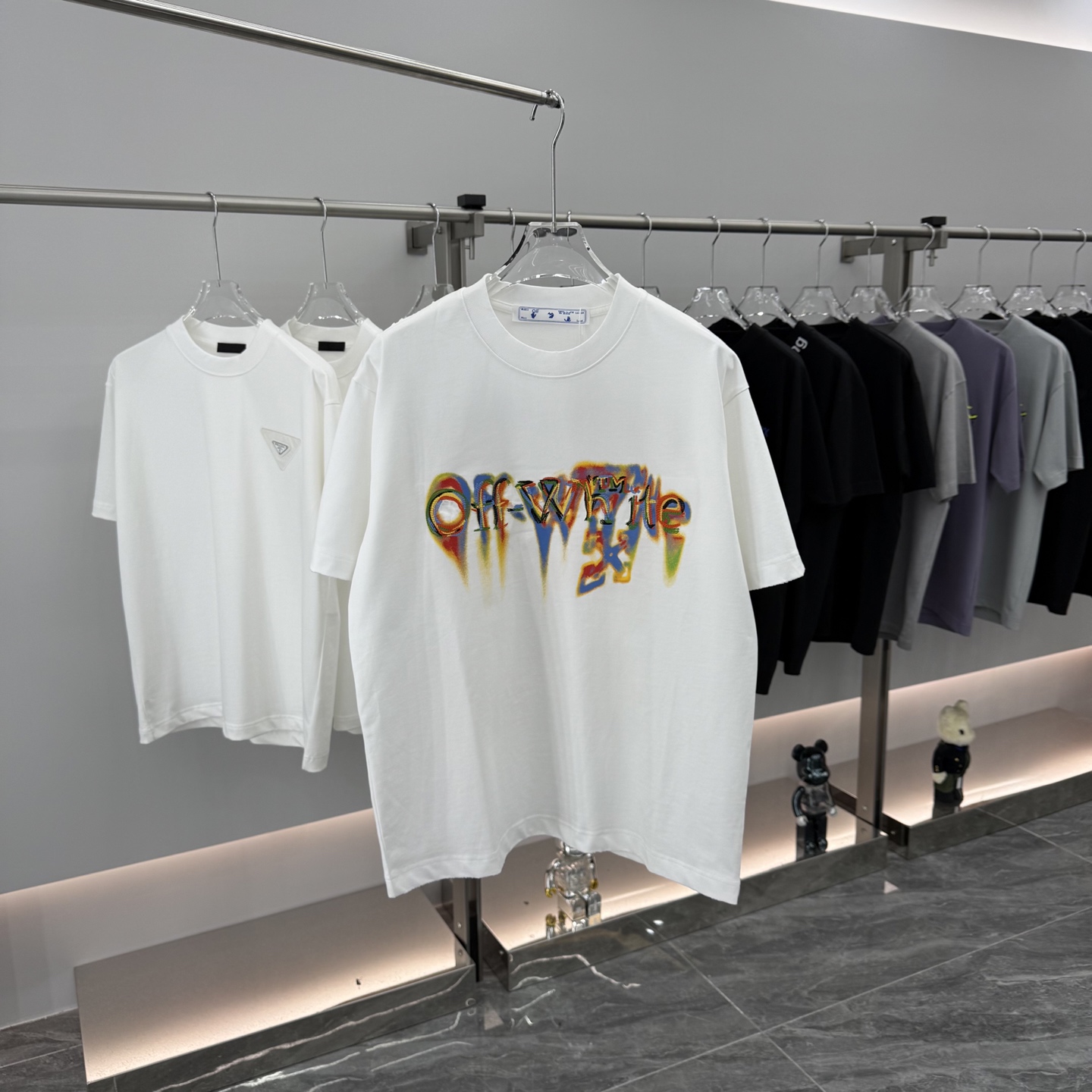 Off-White Men's Multicolor Graphic Print Short Sleeve Casual T-Shirt