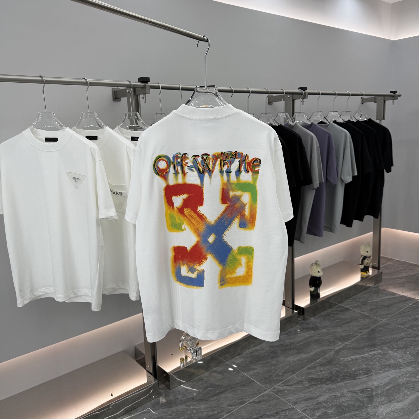 Off-White Men's Multicolor Graphic Print Short Sleeve Casual T-Shirt 8 i1759032862216 8770 0 6