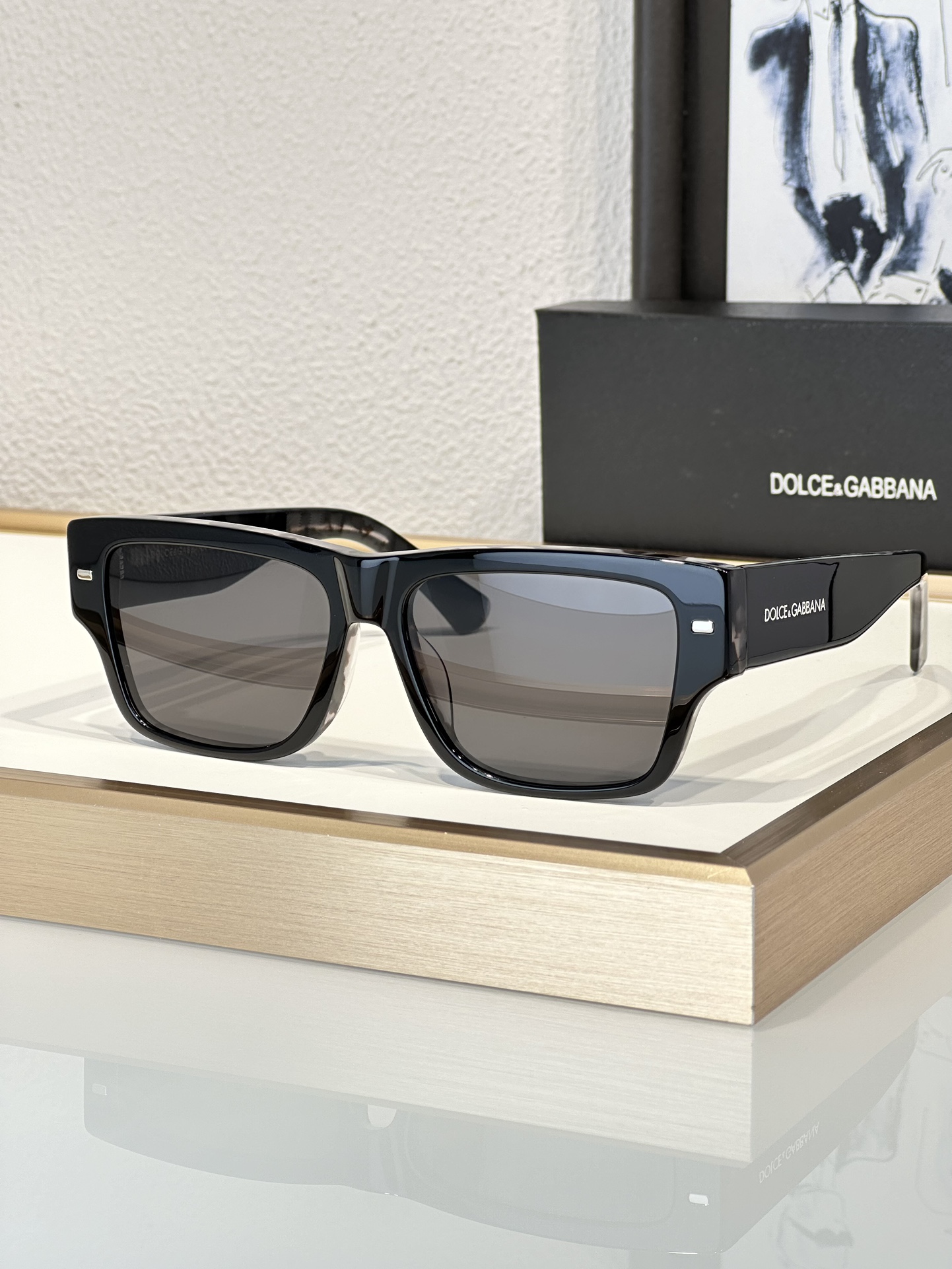 Find replica
 Dolce & Gabbana Sunglasses