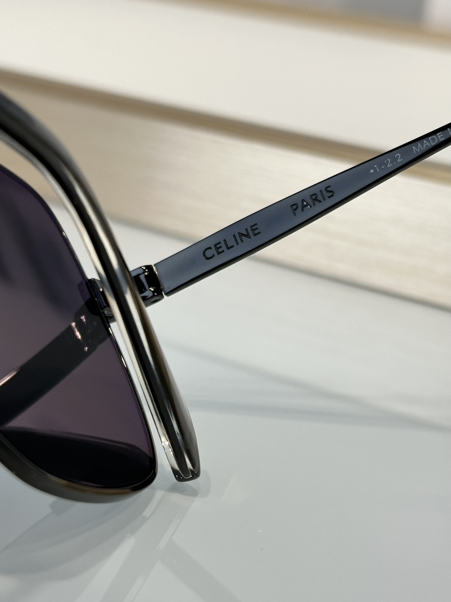 Designer Sunglasses CL40246U