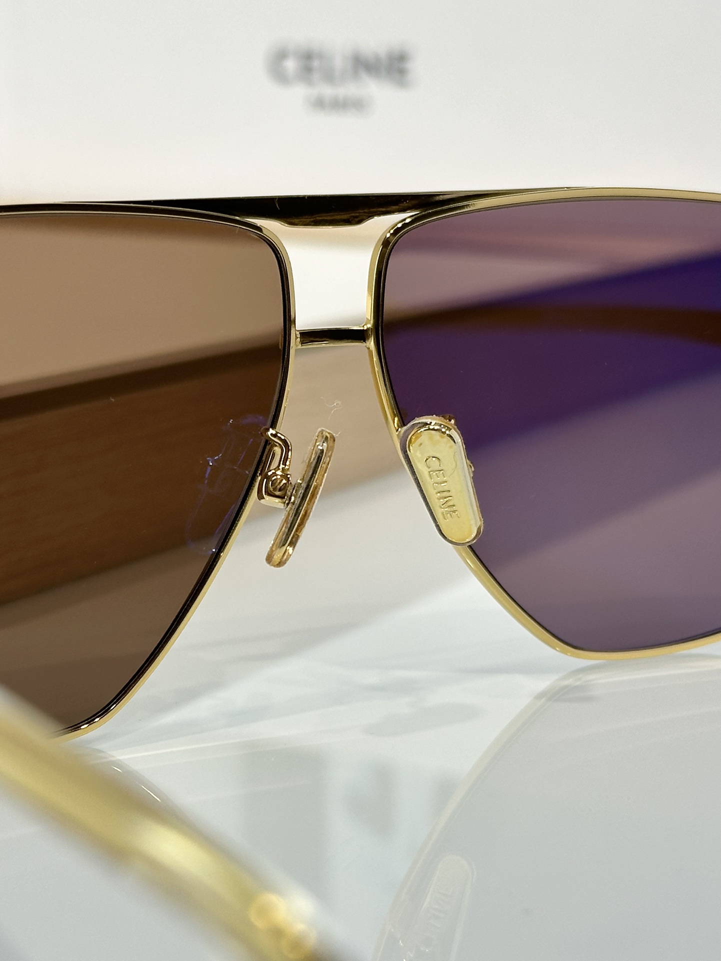 Designer Sunglasses CL40246U