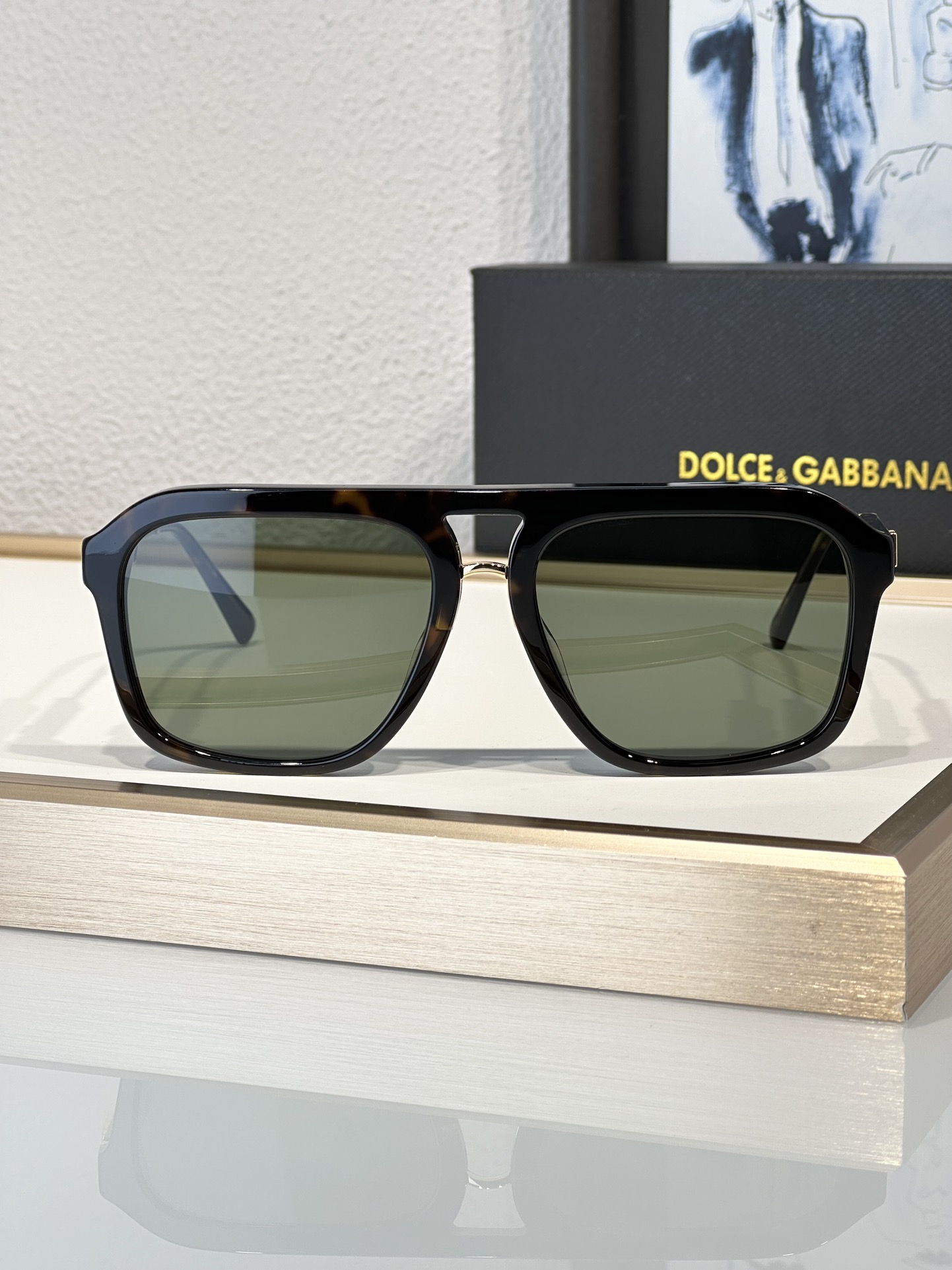Designer Sunglasses DG8896