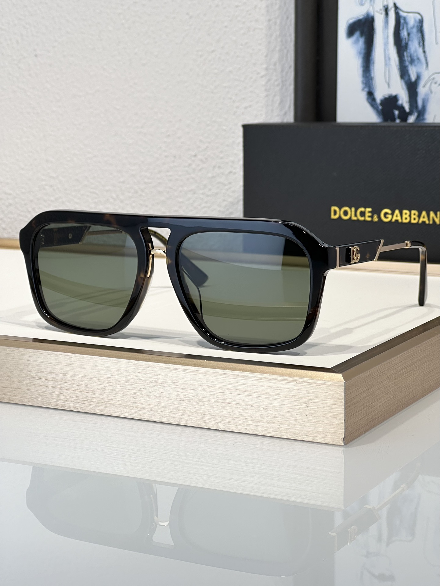 Designer Sunglasses DG8896