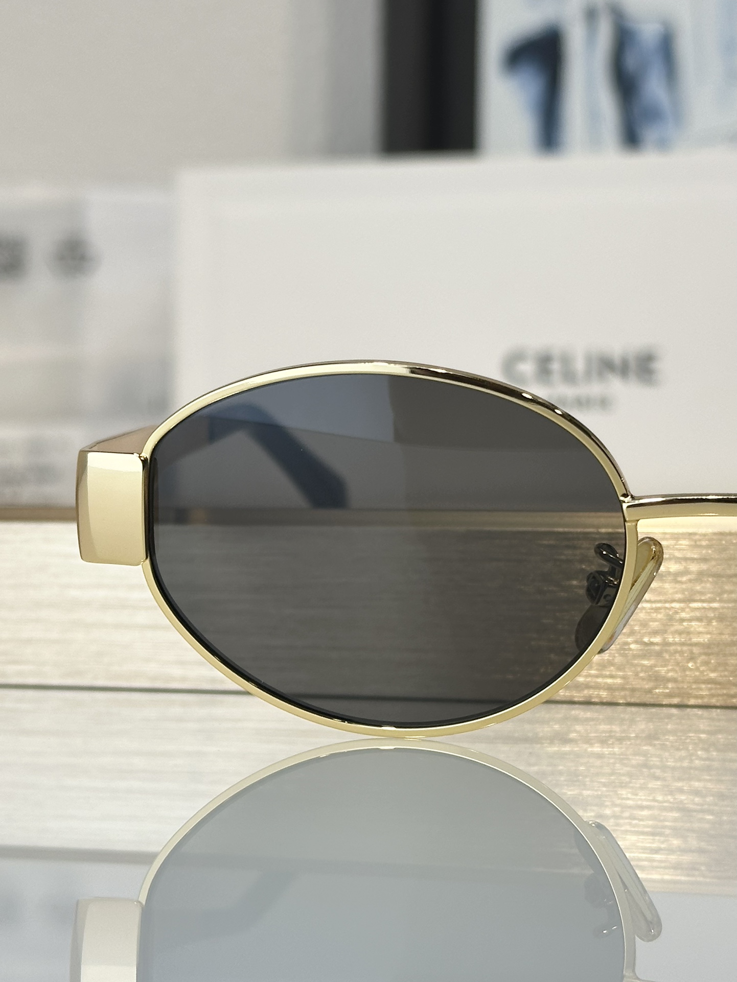 Designer Sunglasses CL40235U