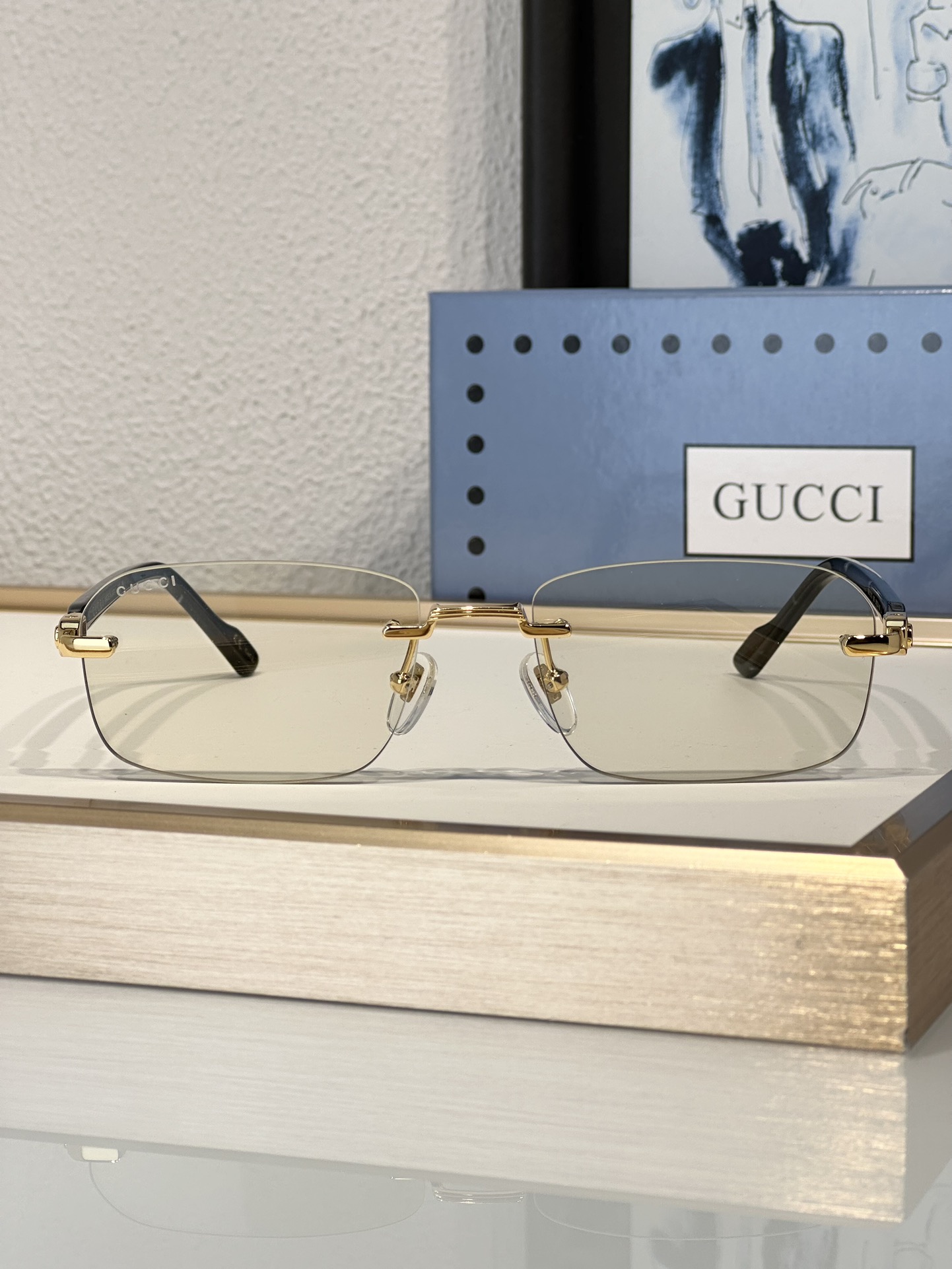 Gucci