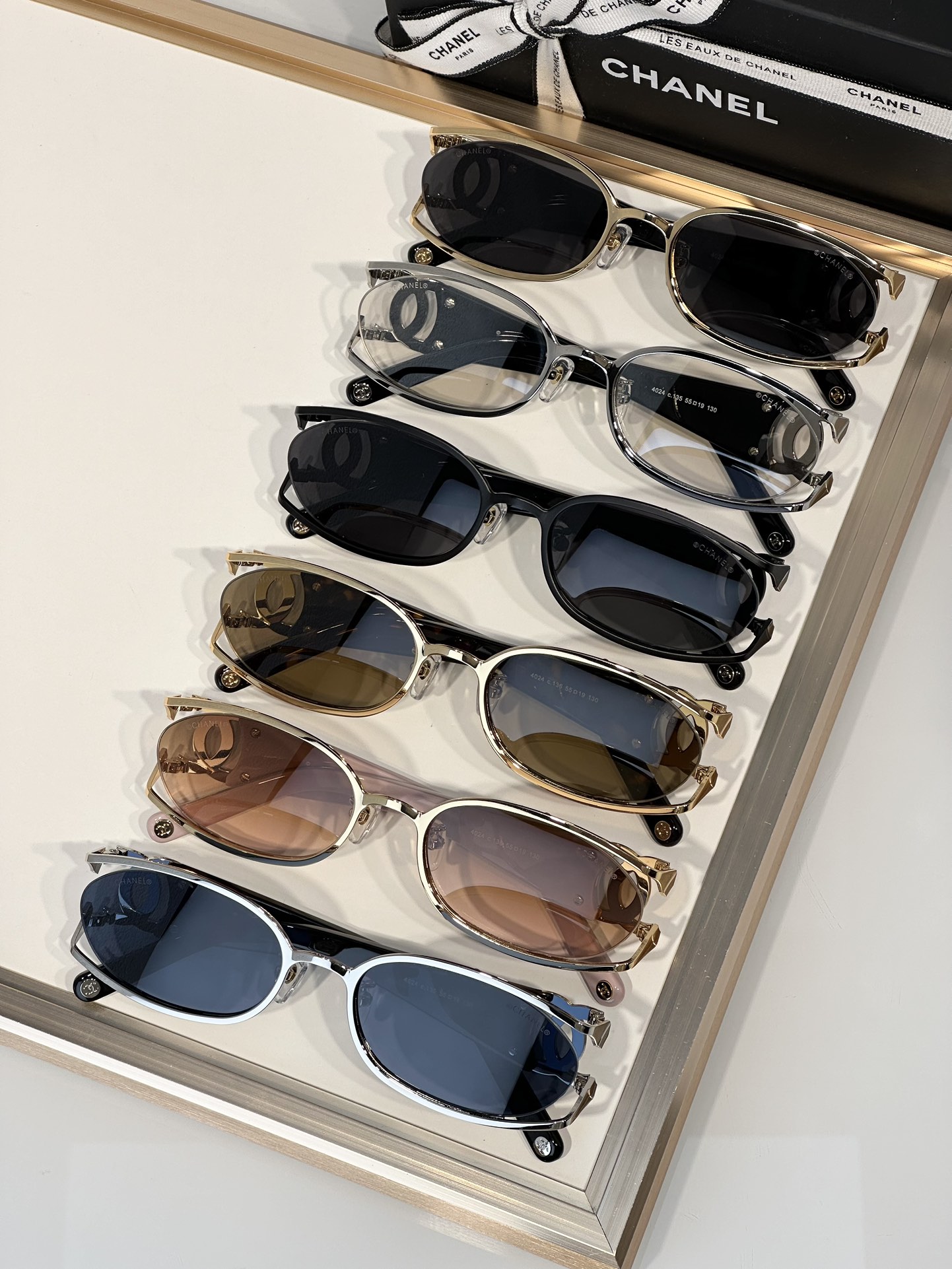  Chane*
Mod：4024
Size：55-19-130
复古系列
ventage
