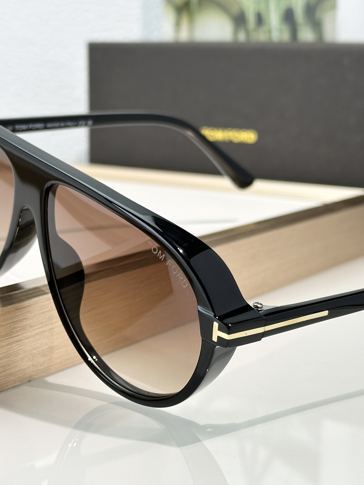 Tom Ford Sunglasses Tf1023