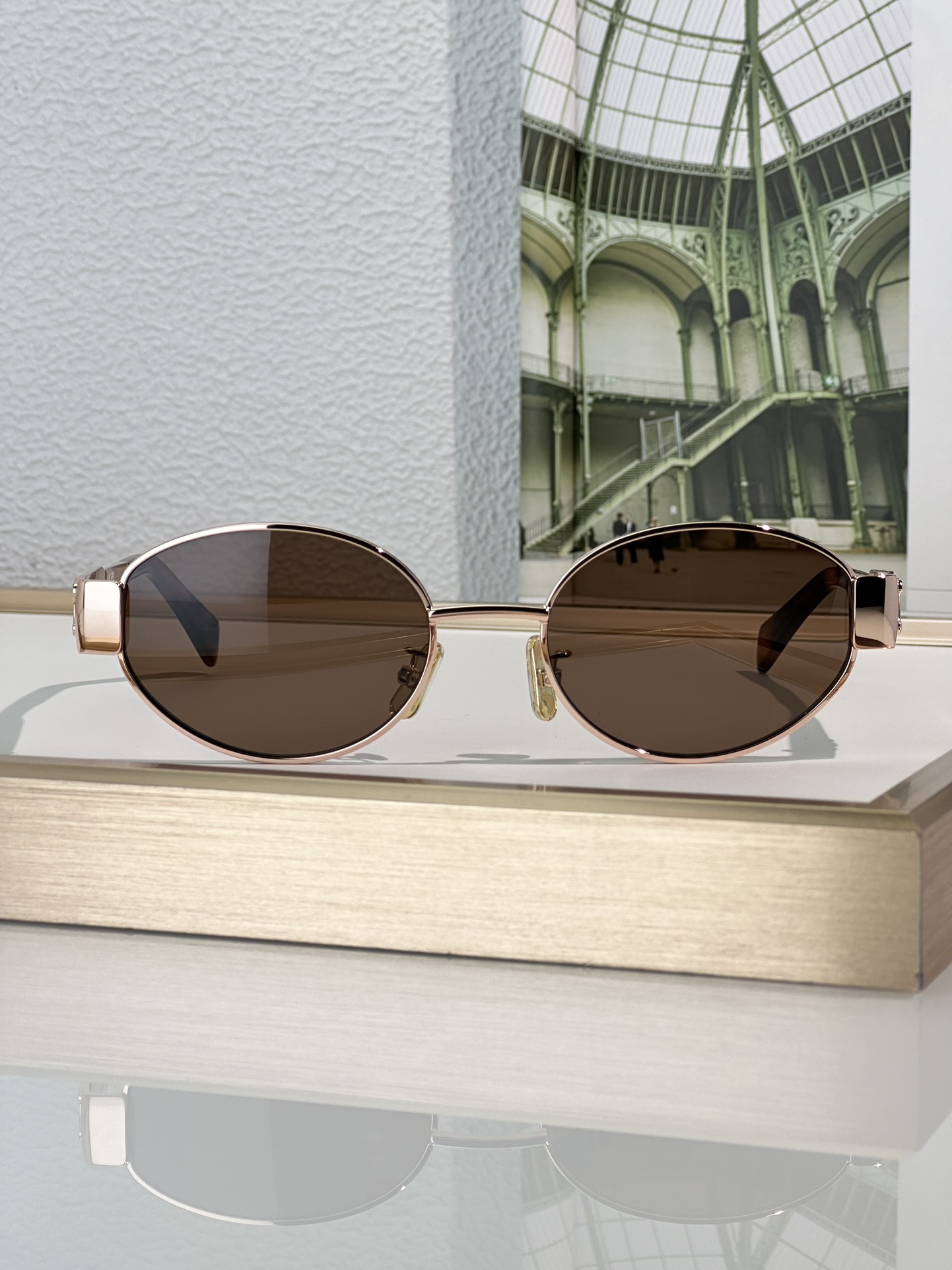 Designer Sunglasses CL40235U