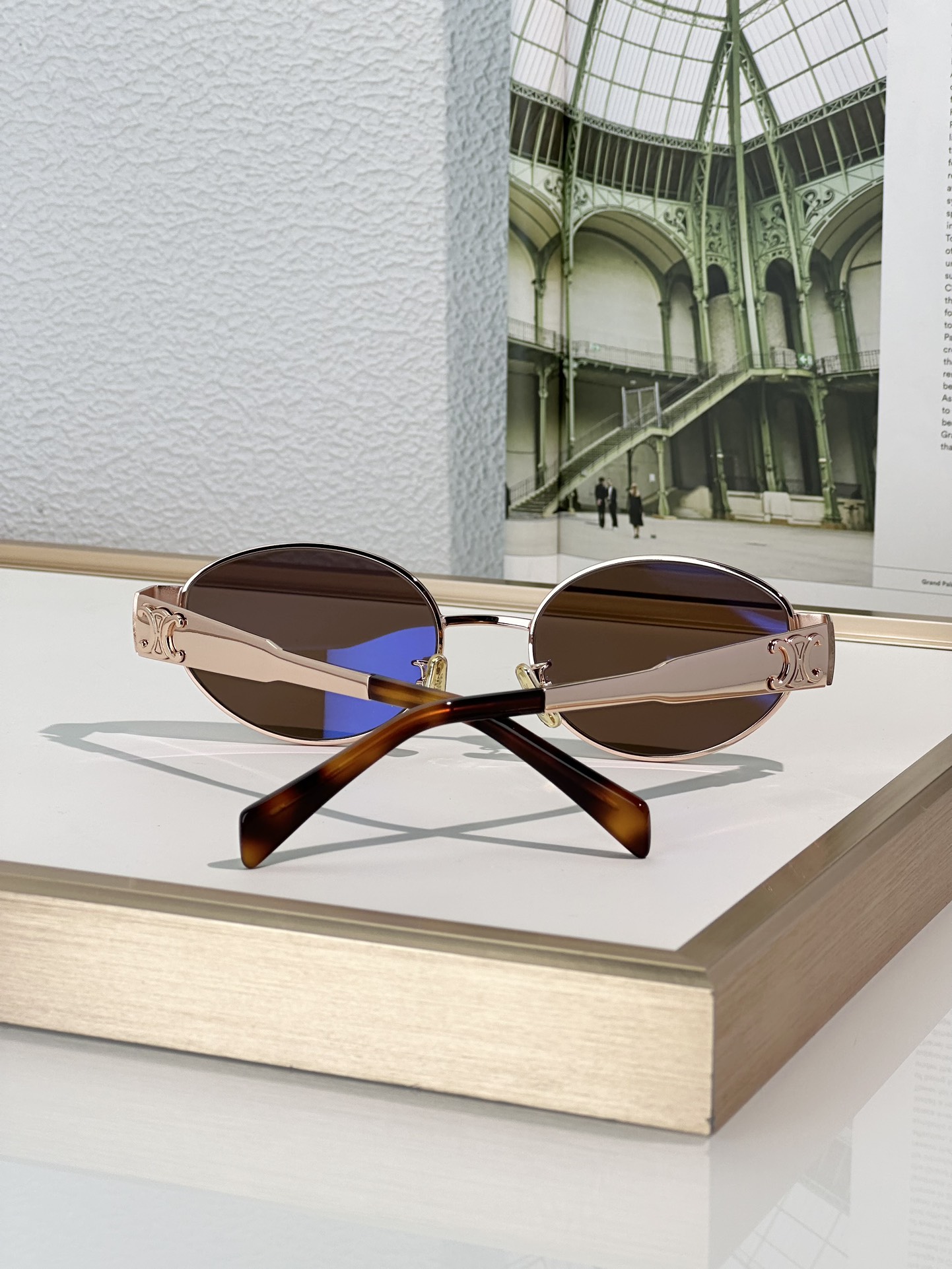 Designer Sunglasses CL40235U
