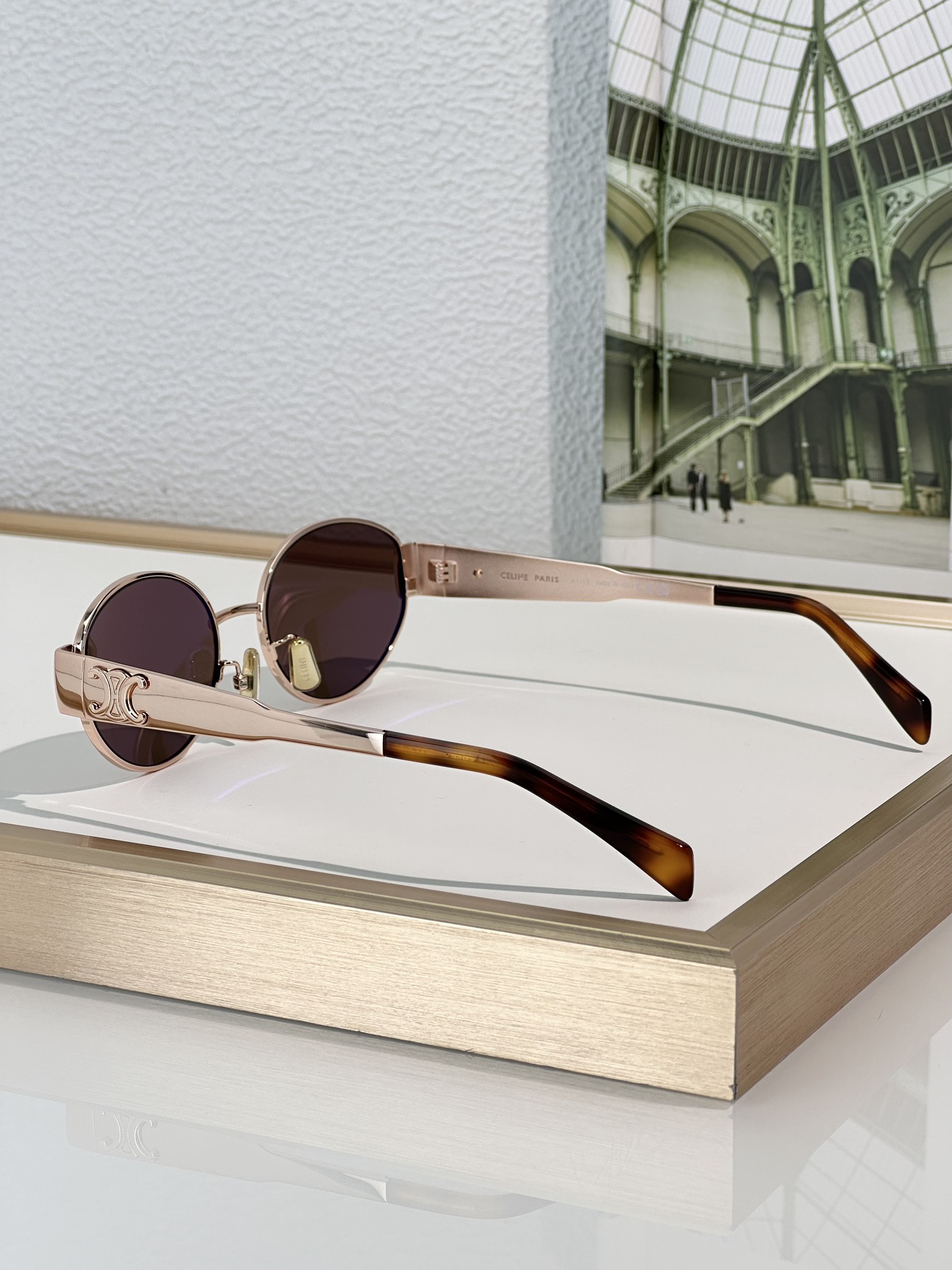 Designer Sunglasses CL40235U