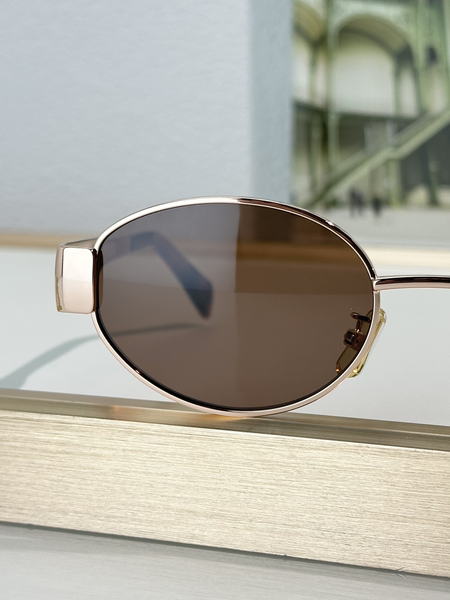 Designer Sunglasses CL40235U