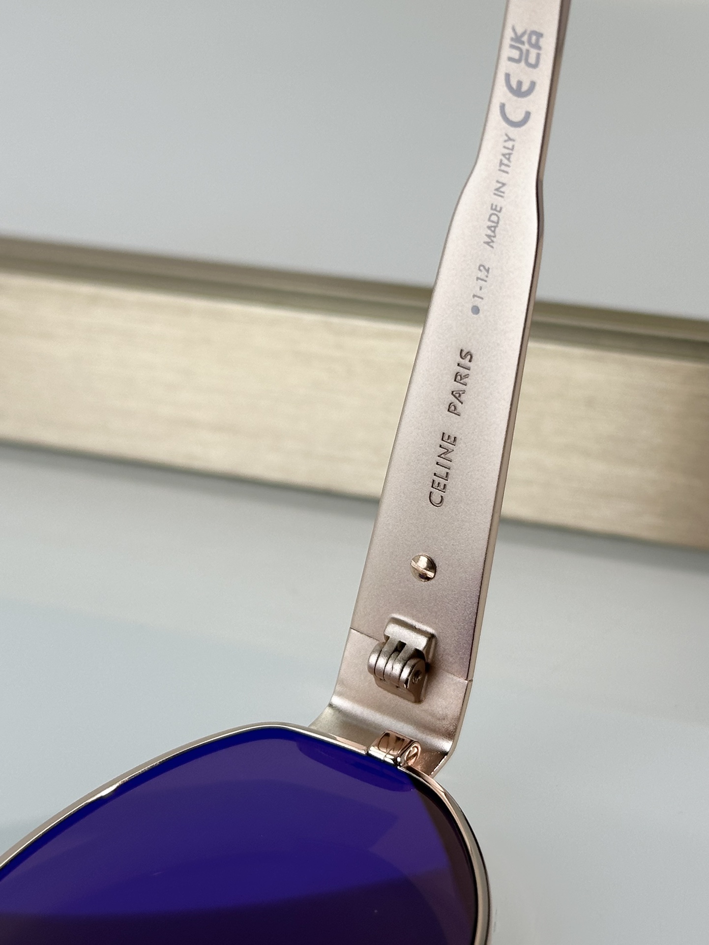 Designer Sunglasses CL40235U