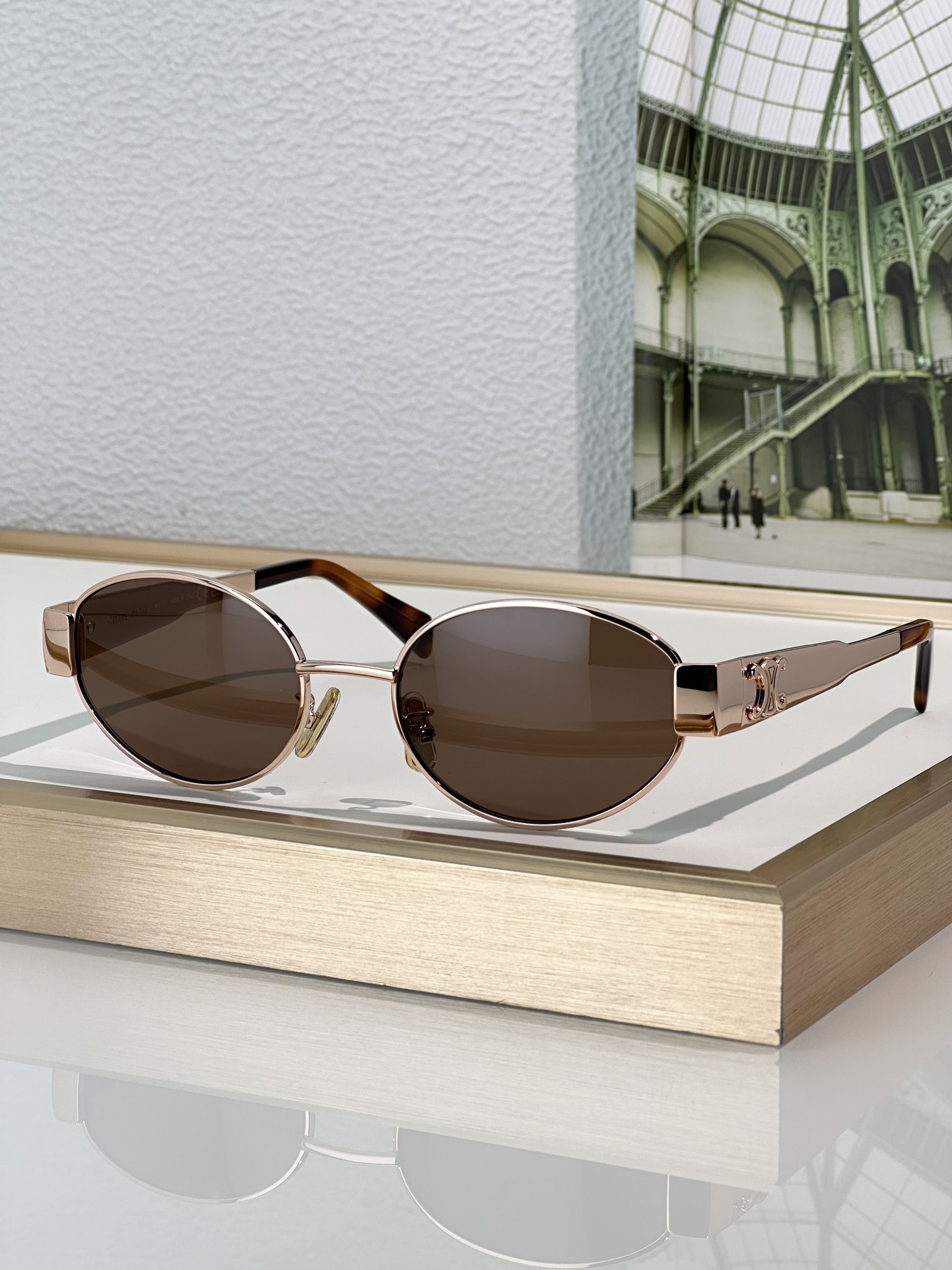 Designer Sunglasses CL40235U