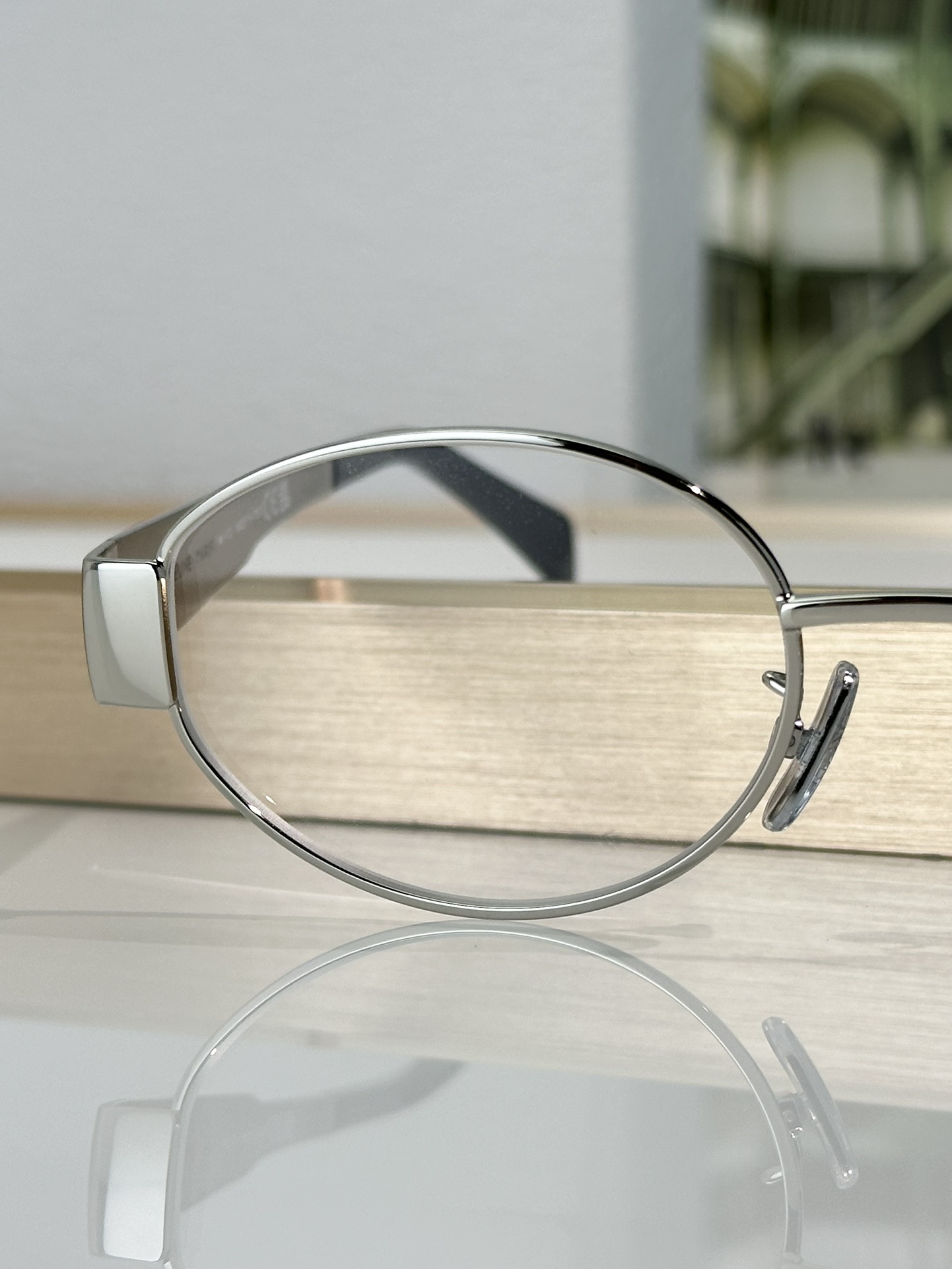 Designer Sunglasses CL40235U