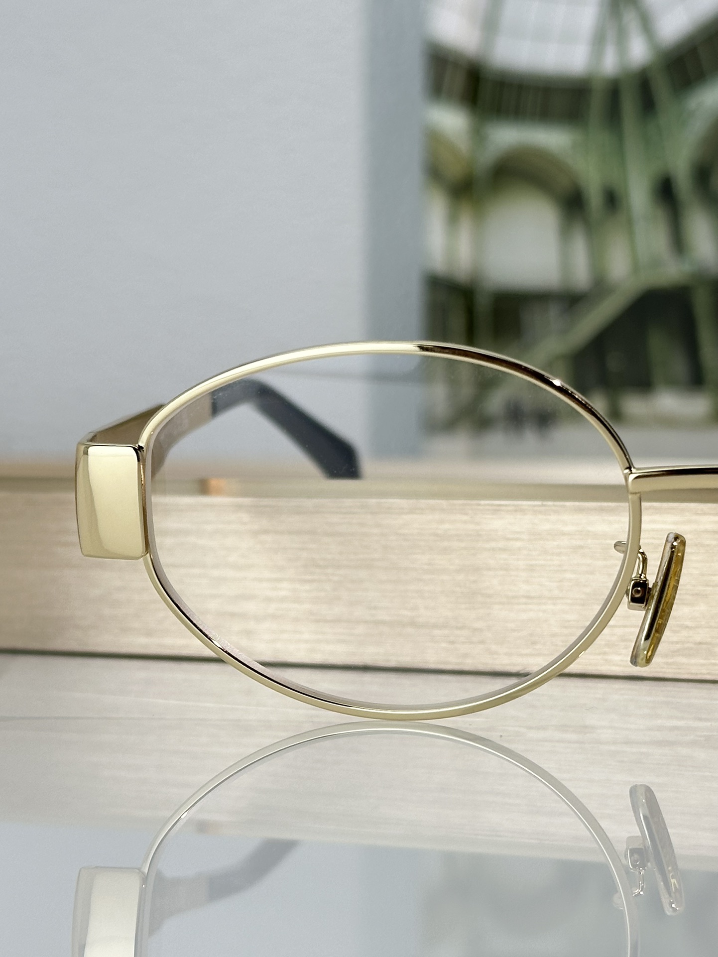 Designer Sunglasses CL40235U