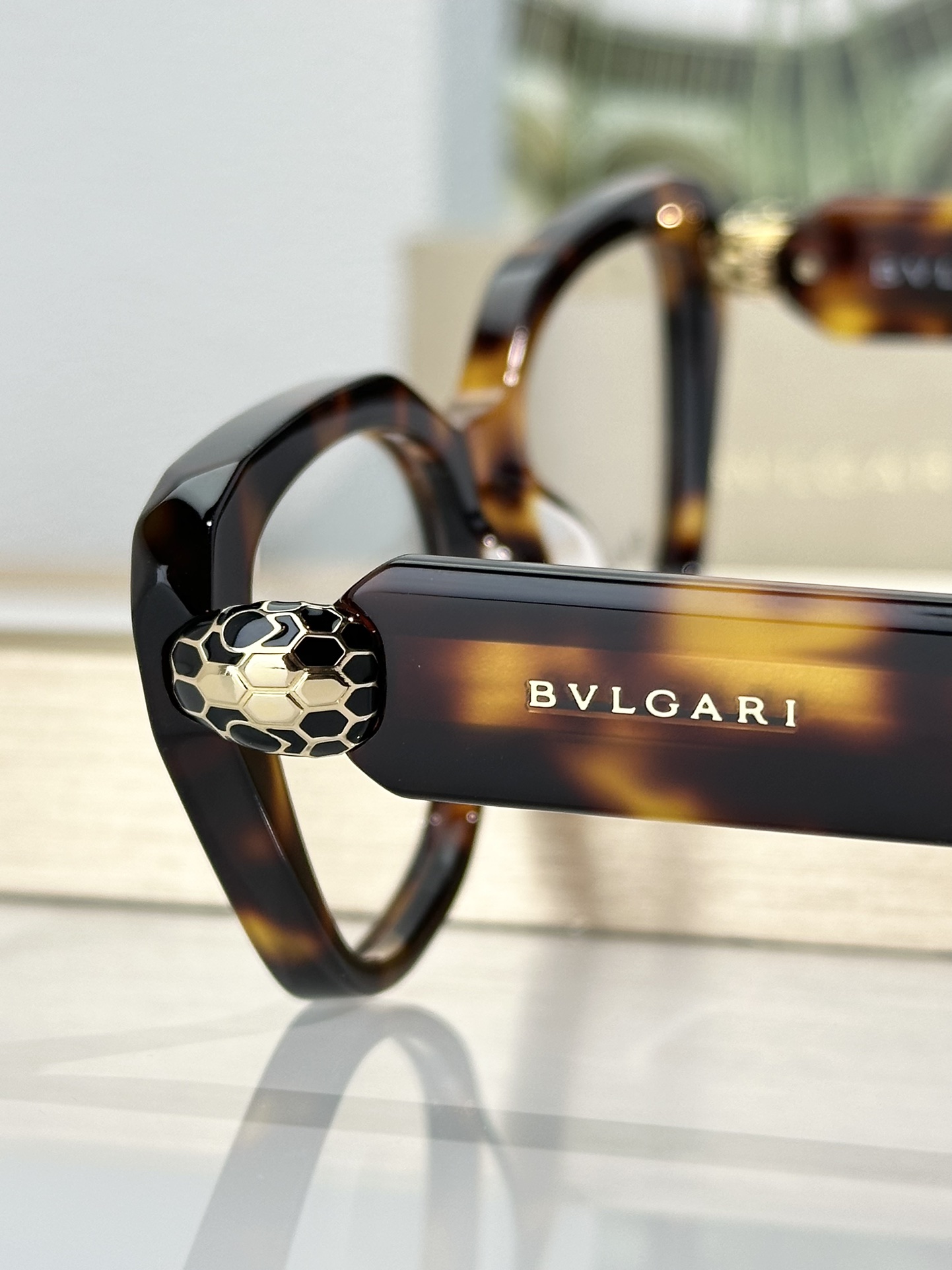 Bvlgari Sunglasses BV50021