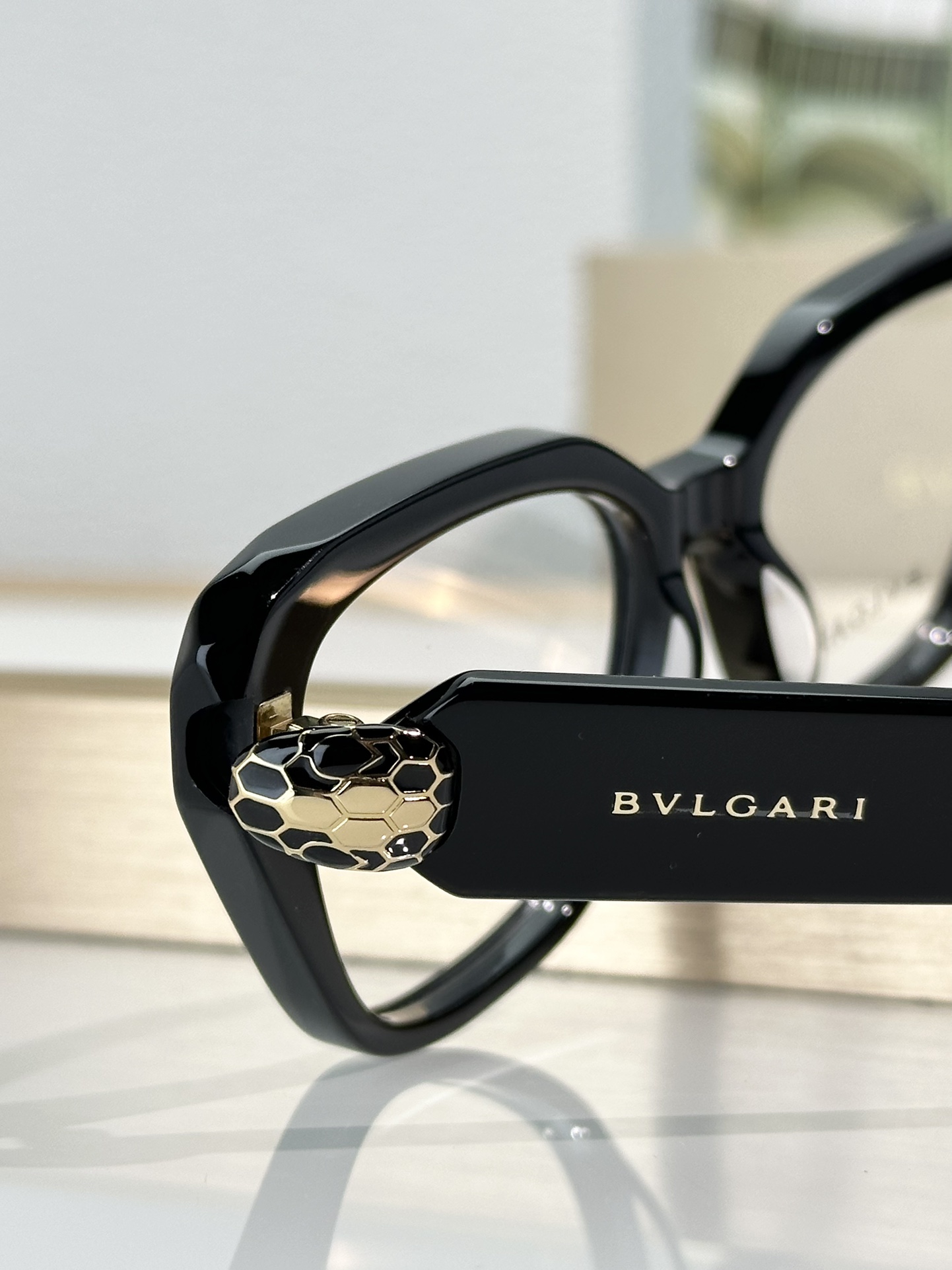 Bvlgari Sunglasses BV50021