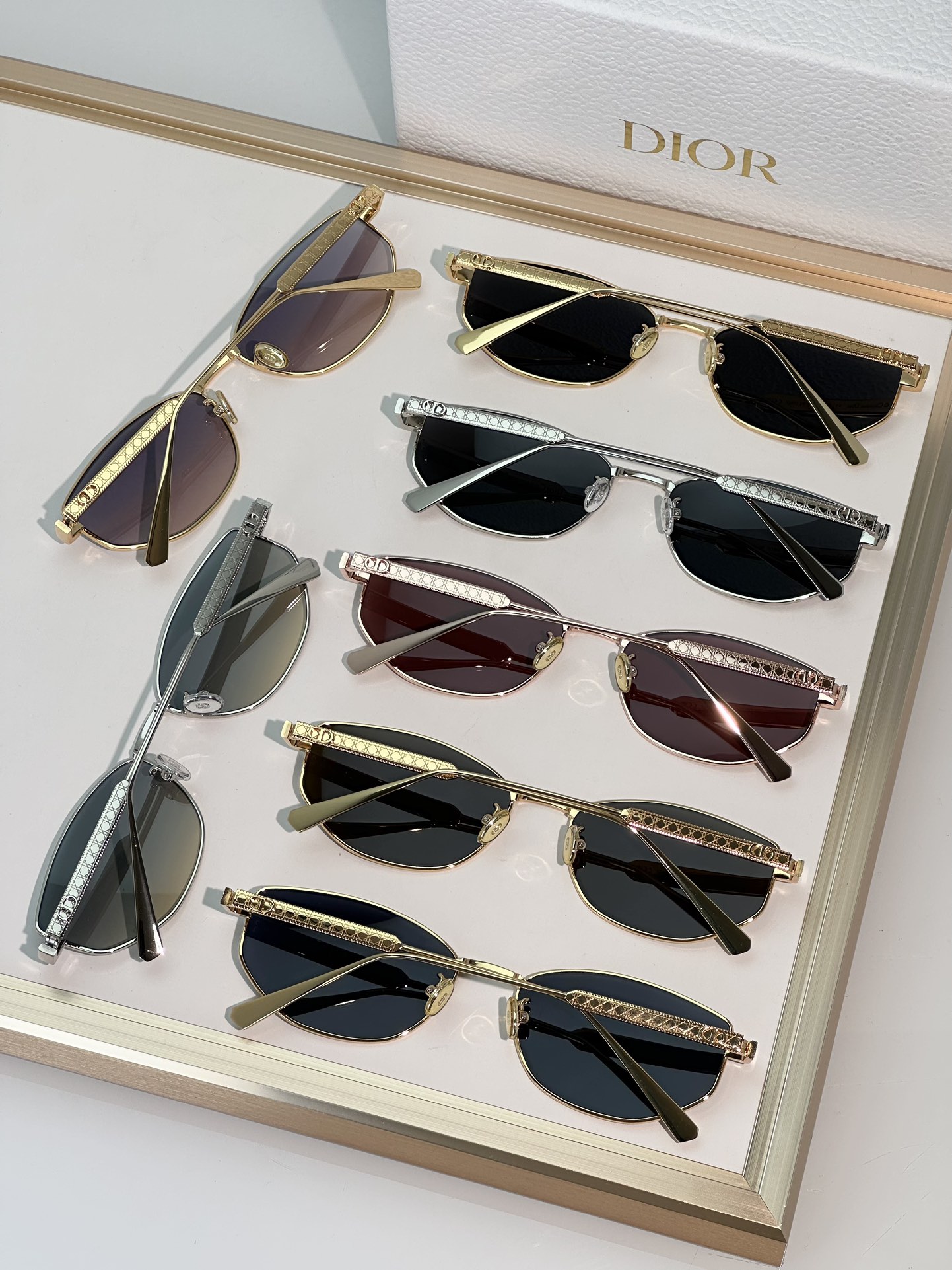  DIOR*
New 
ModCannage B1U
SIZE57-14-140

