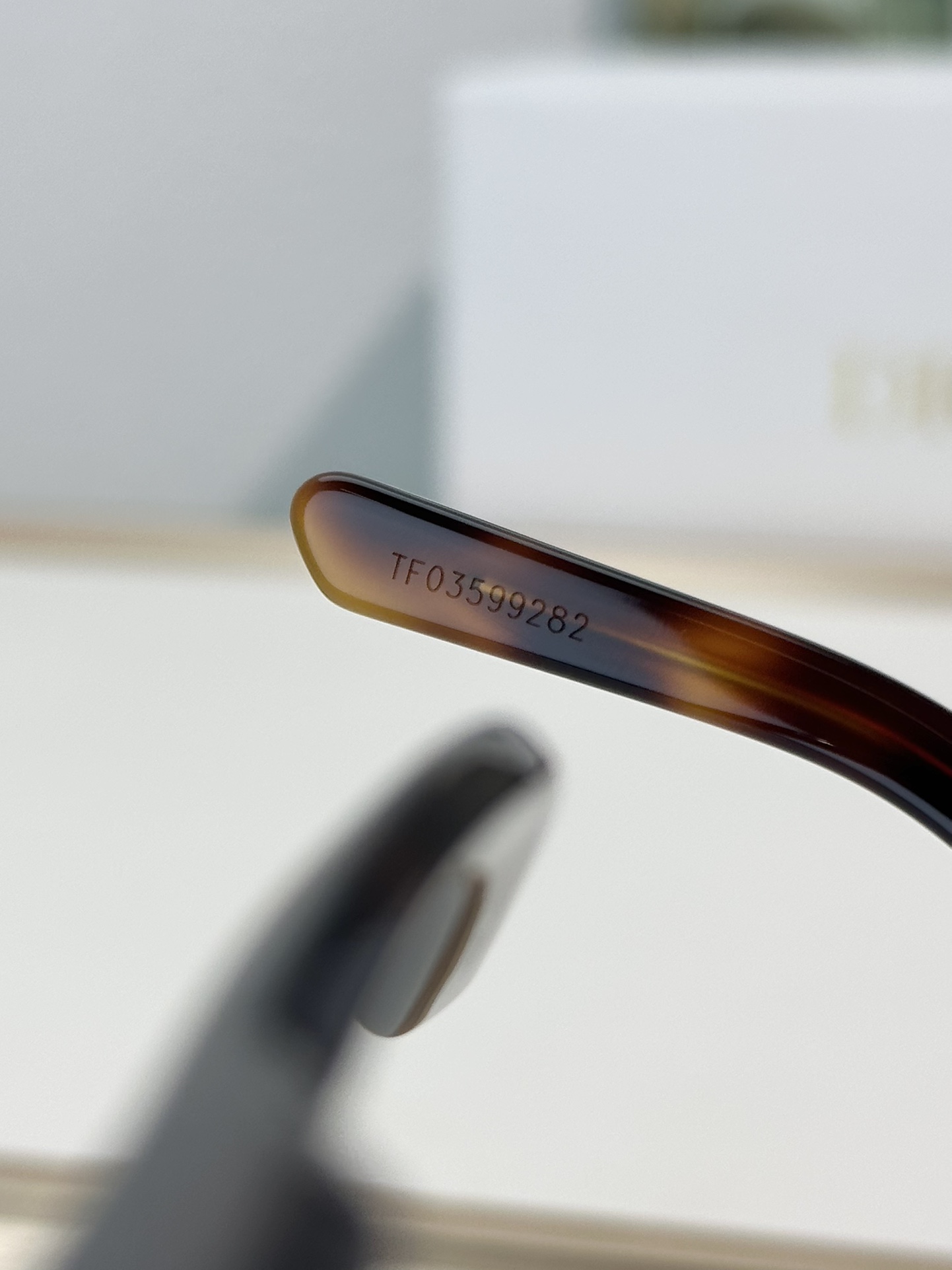 Designer Sunglasses Signature