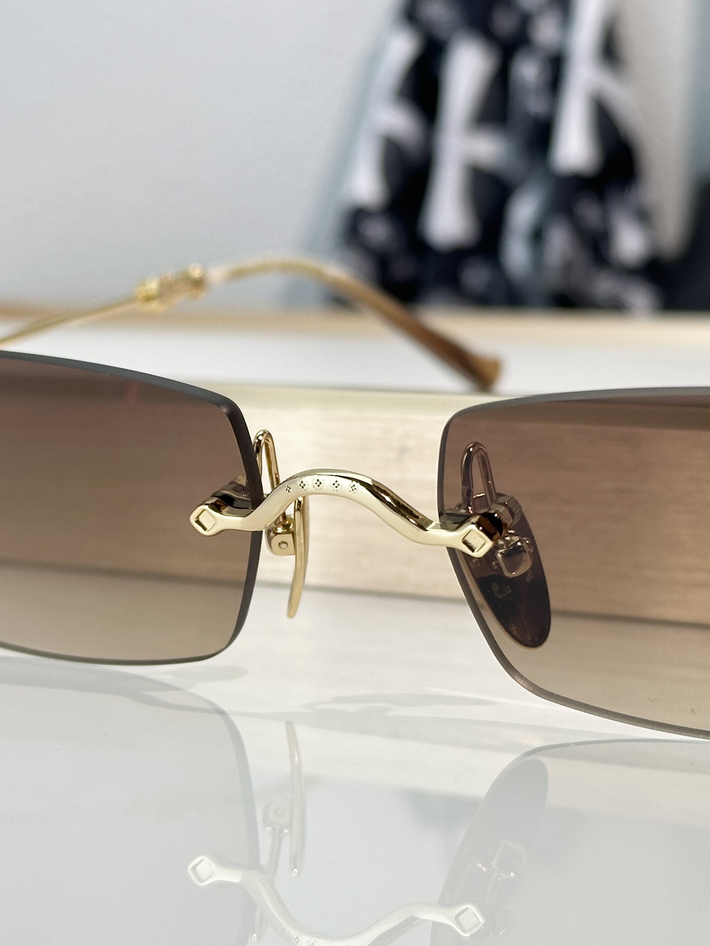 Designer Sunglasses pills