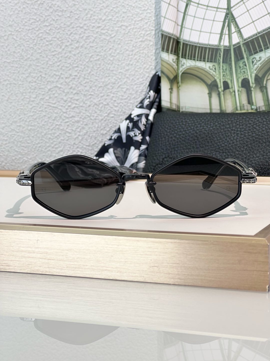 Designer Sunglasses NIP
