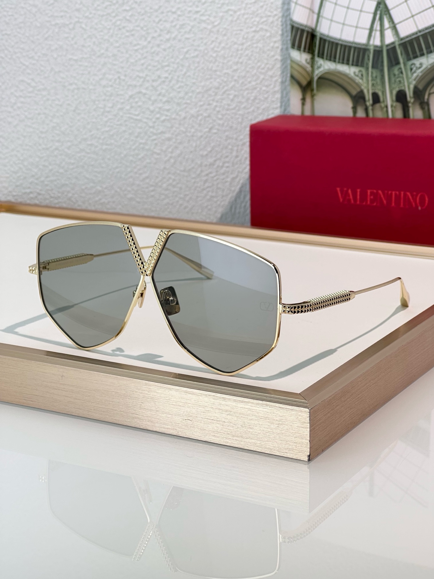 Designer Sunglasses VLS-115C-64