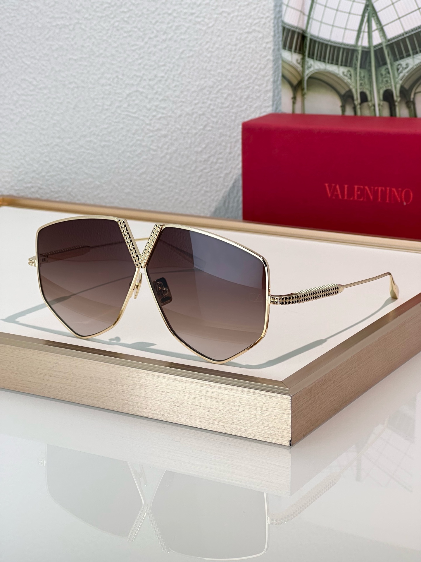 Designer Sunglasses VLS-115C-64