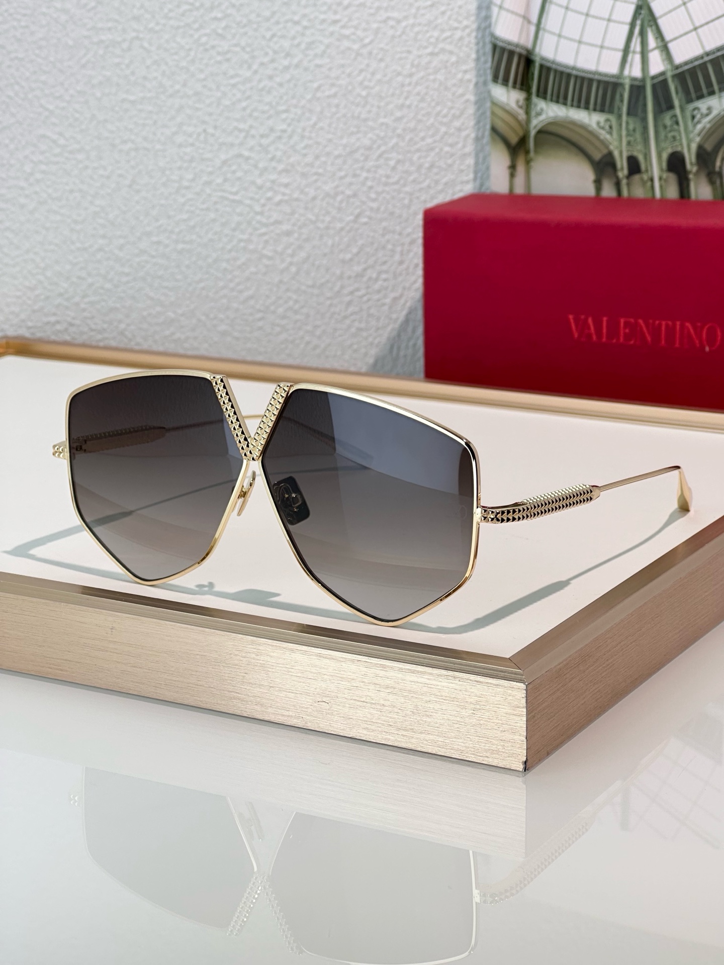 Designer Sunglasses VLS-115C-64