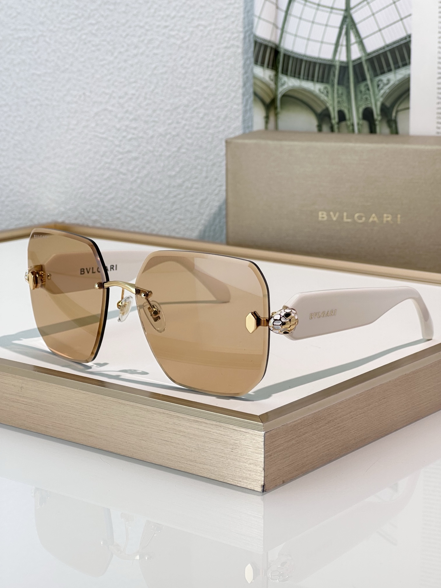 Bvlgari Sunglasses BV40009
