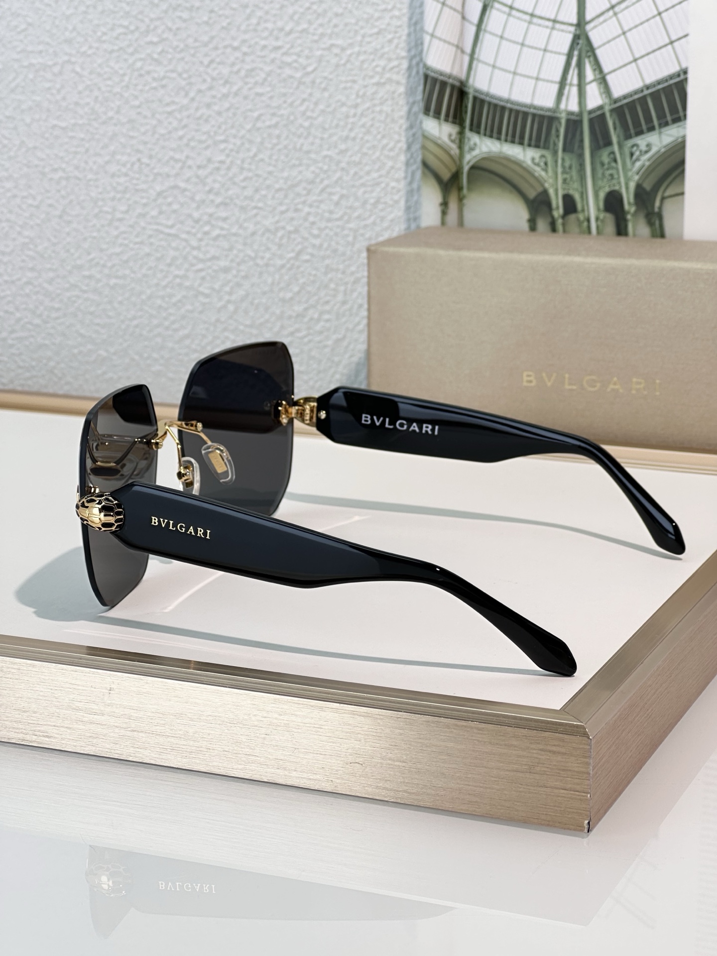 Bvlgari Sunglasses BV40009