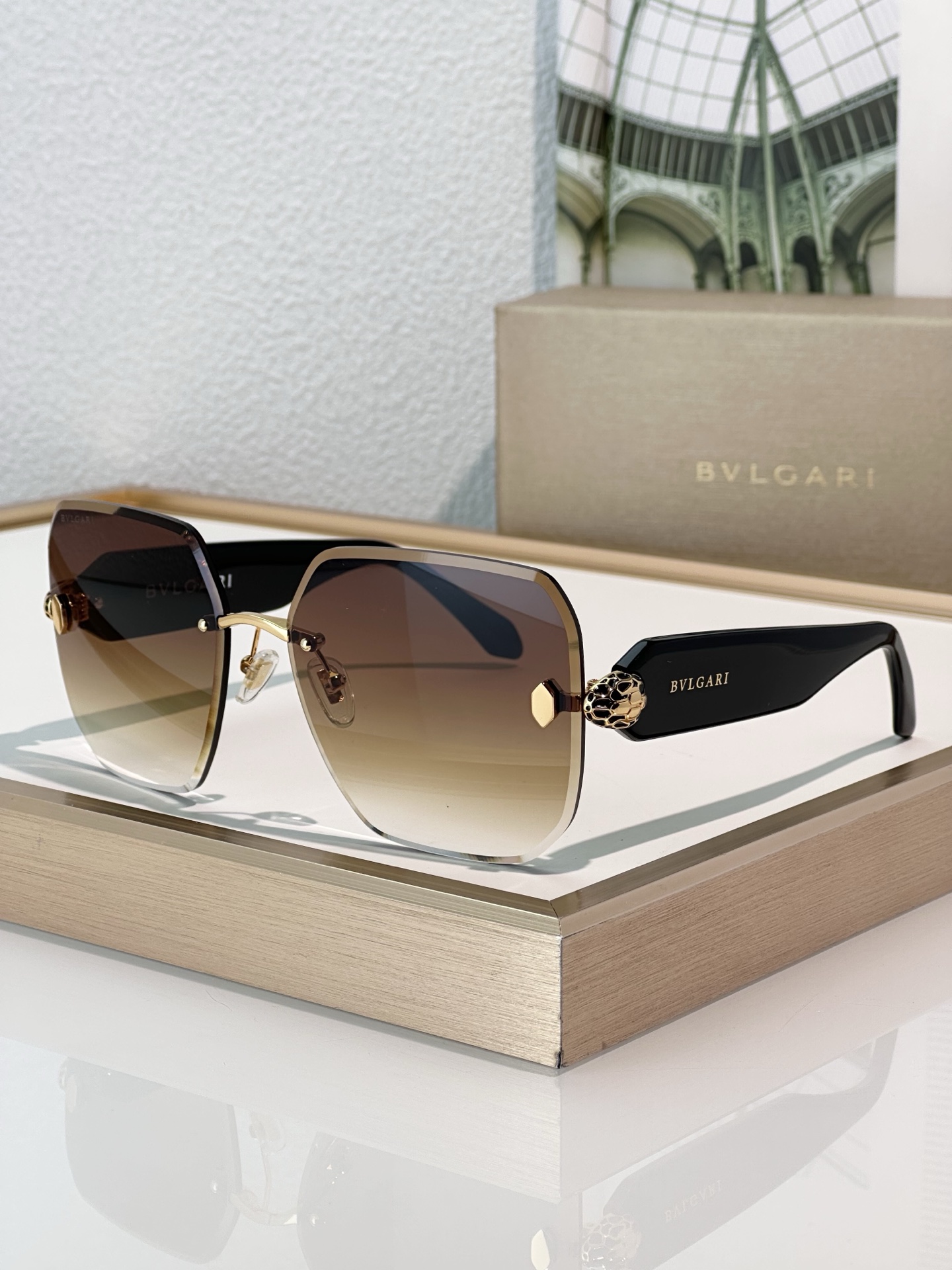 Bvlgari Sunglasses BV40009