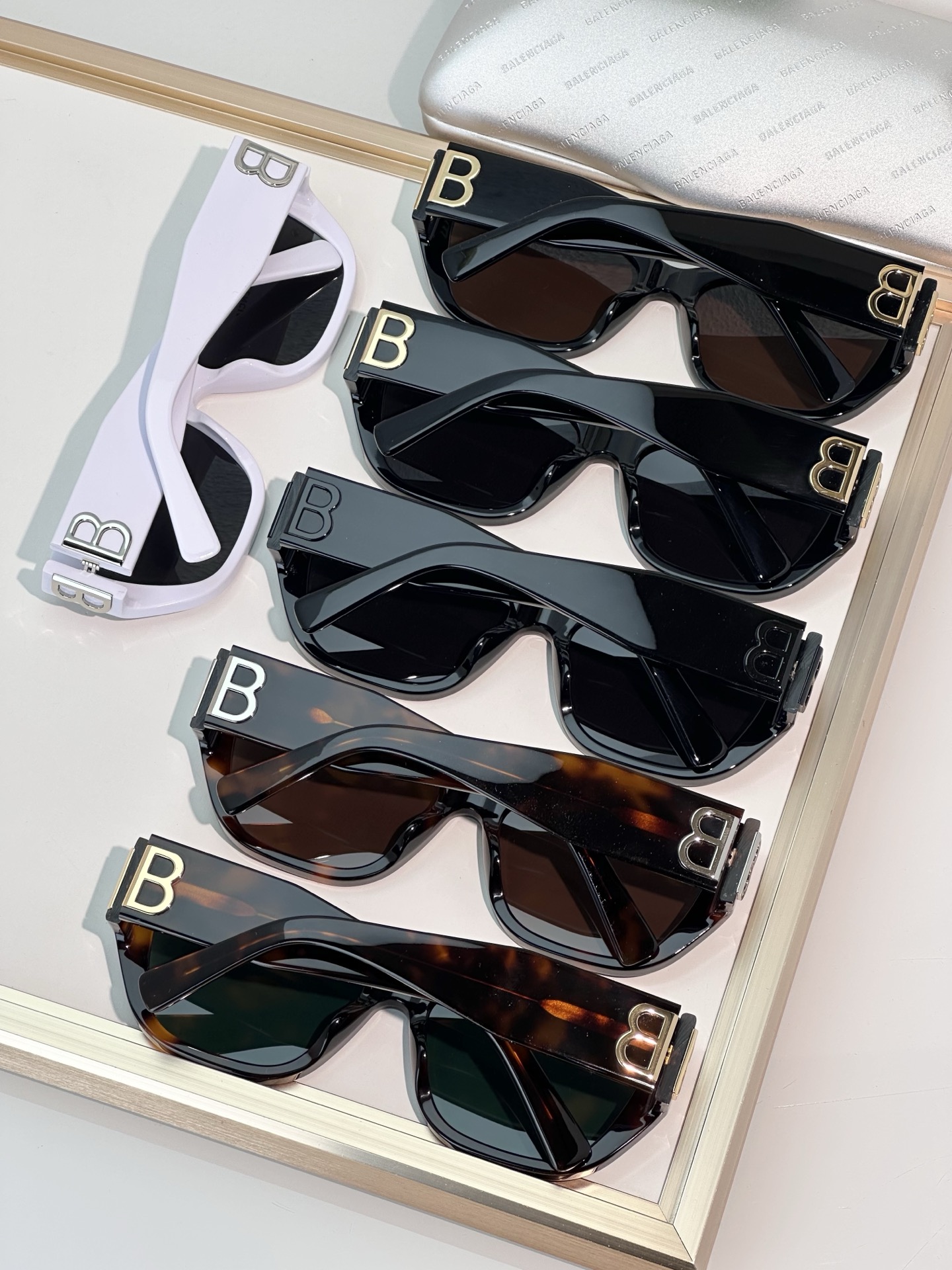  𝐁𝐀𝐋𝐄𝐍𝐂𝐈𝐀*
ModBB0361SK
size：56口17-130
