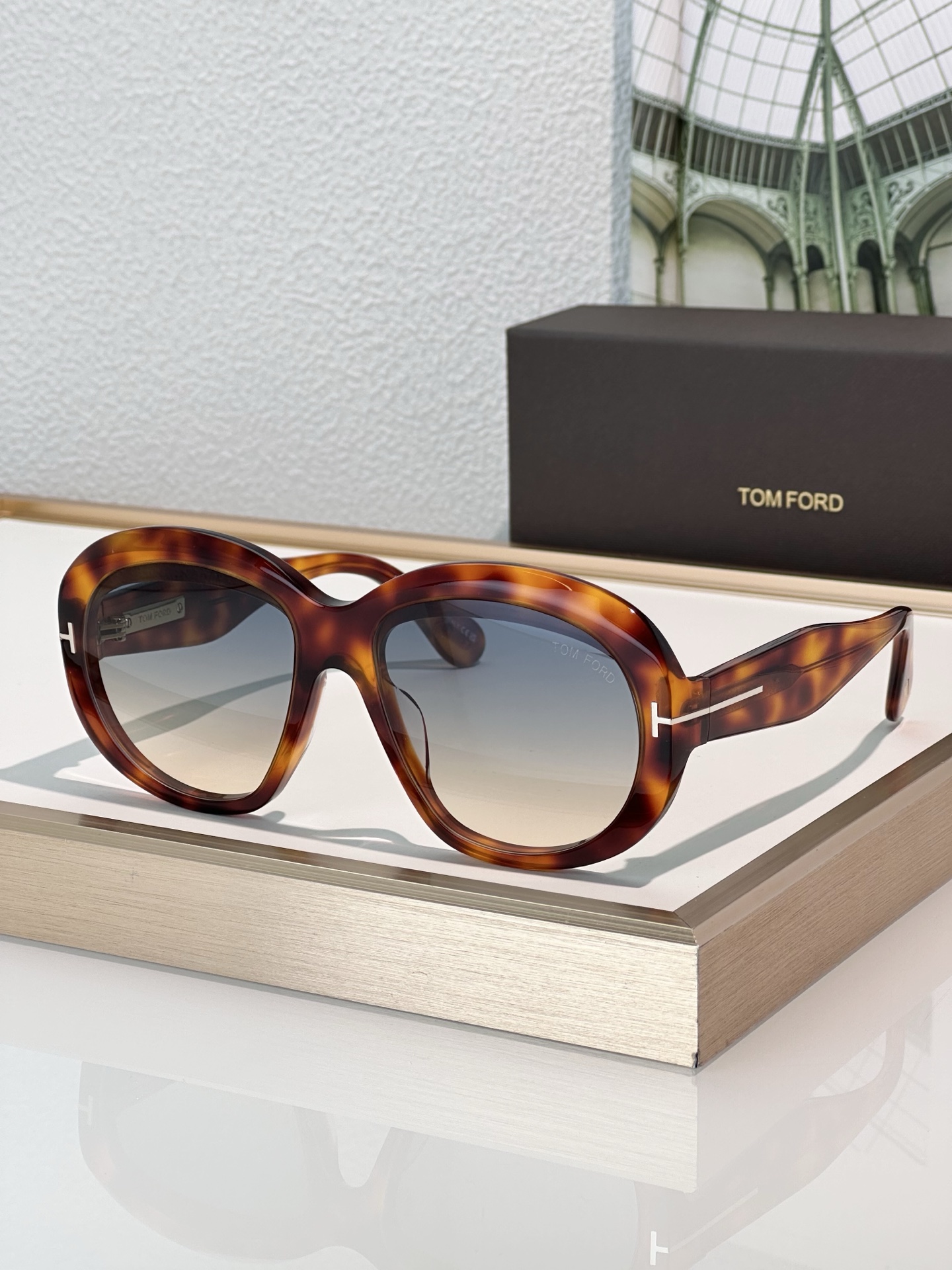 TOM FORD FT1193 Angellica Sunglasses - Tortoise Frame with Brown Lenses 4 i1737549365356 8212 0 2
