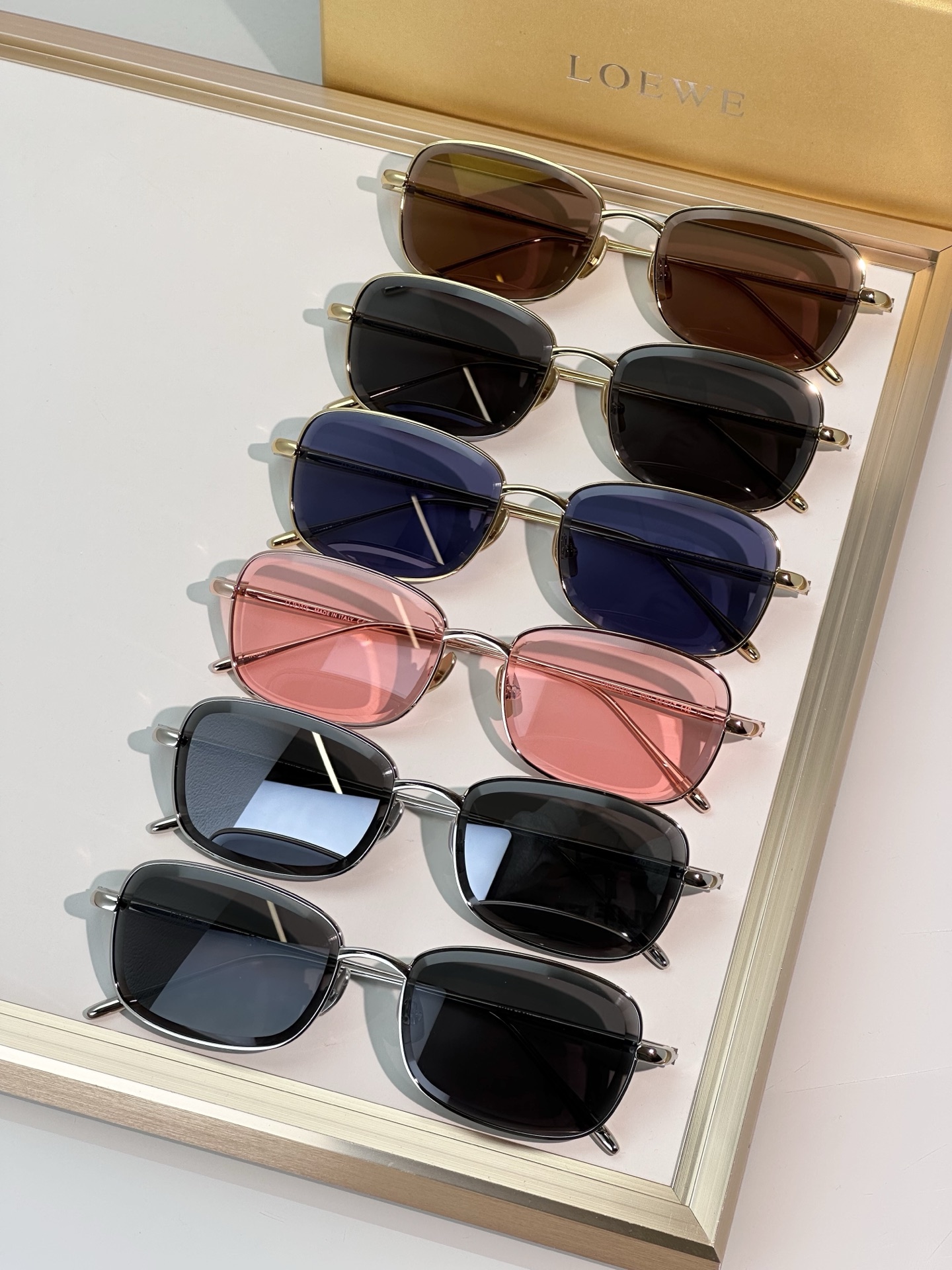  LOEWE
MODEL：LW40159U
SIZE：55口17-140

