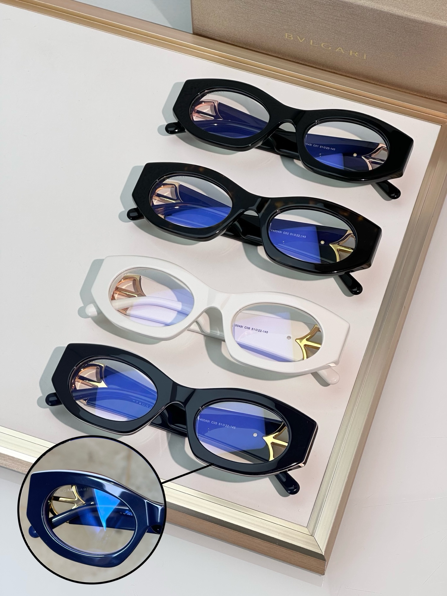  赵丽颖同款BVLGAR
MODEL：BV40049I
SIZE：51口22-145
