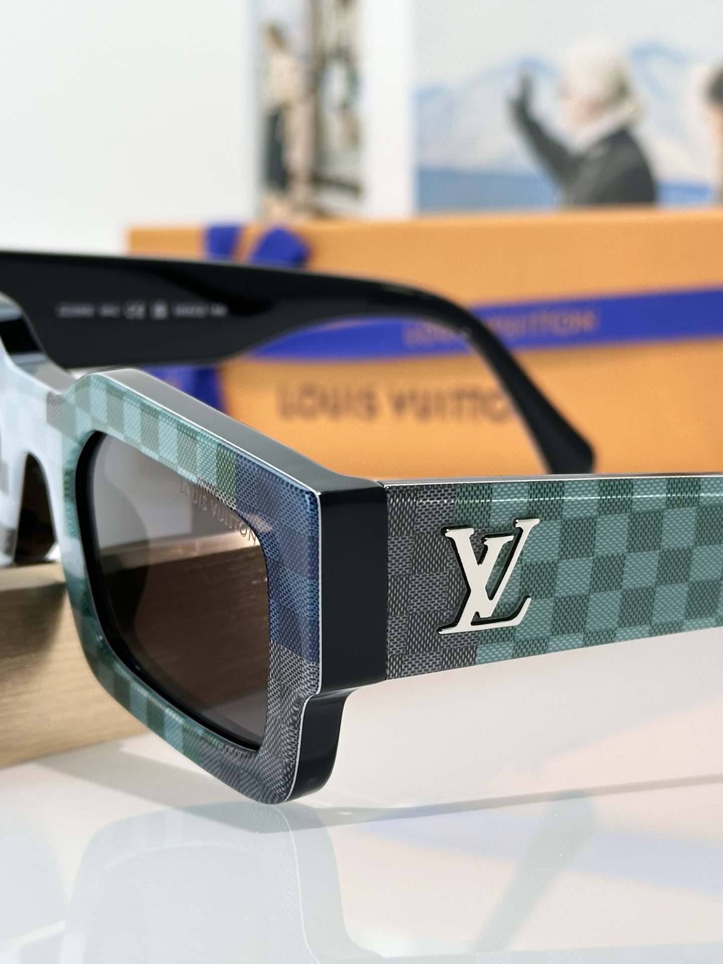 Louis Vuitton Sunglasses Z2391E