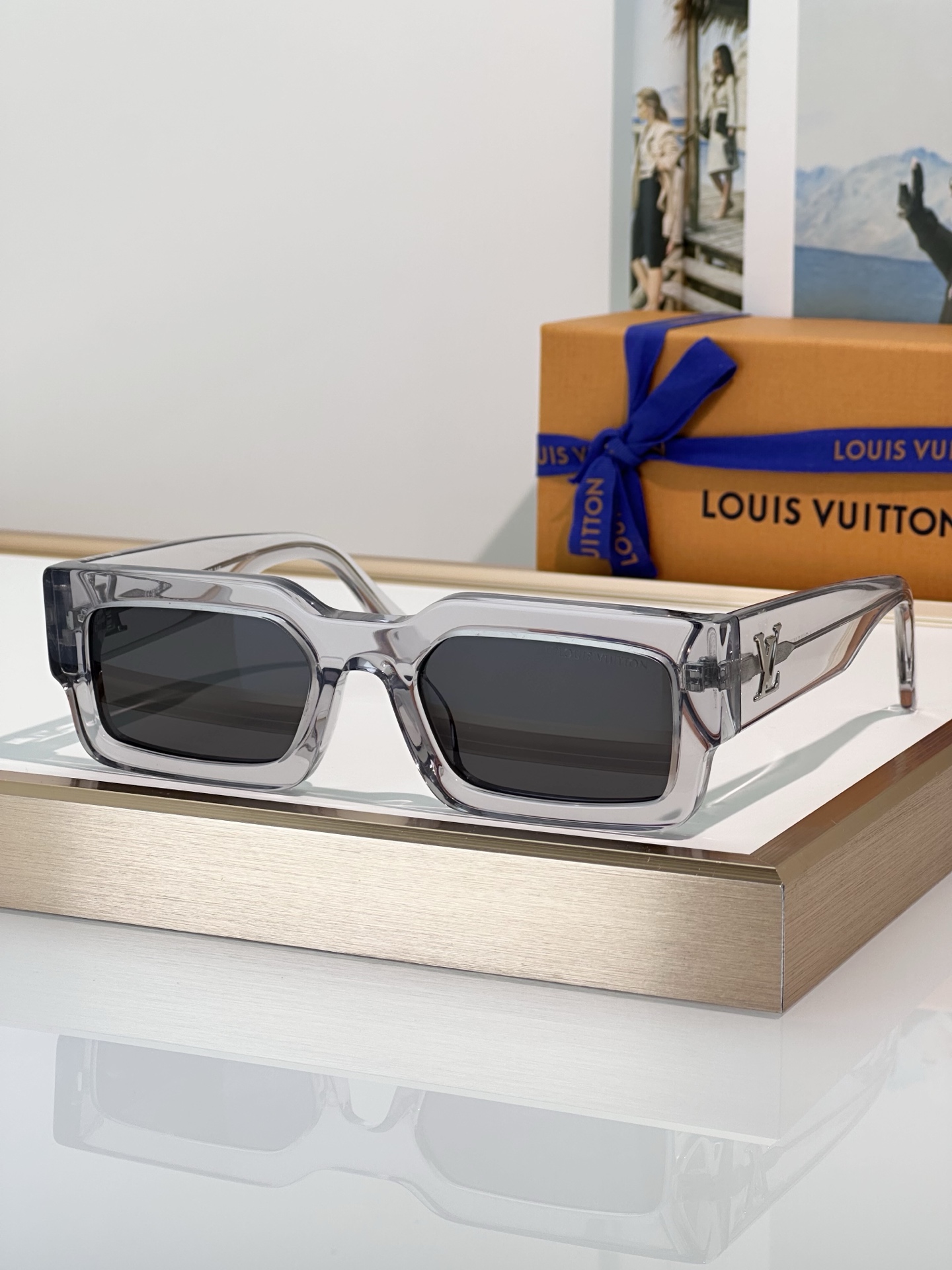 Louis Vuitton Sunglasses Z2391E
