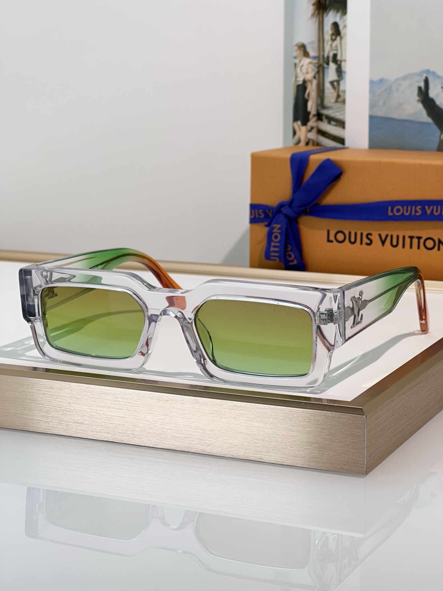 Louis Vuitton Sunglasses Z2391E