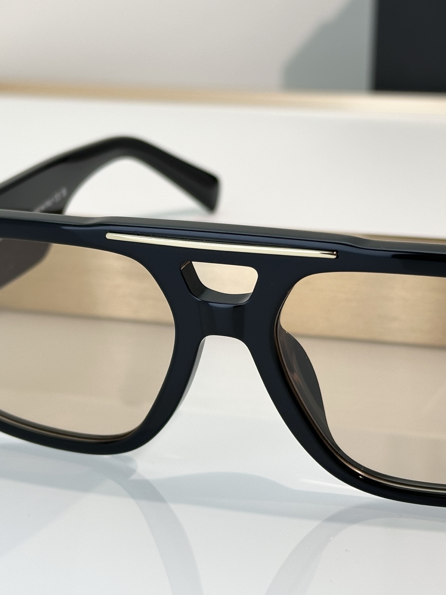 Designer Sunglasses DG4482