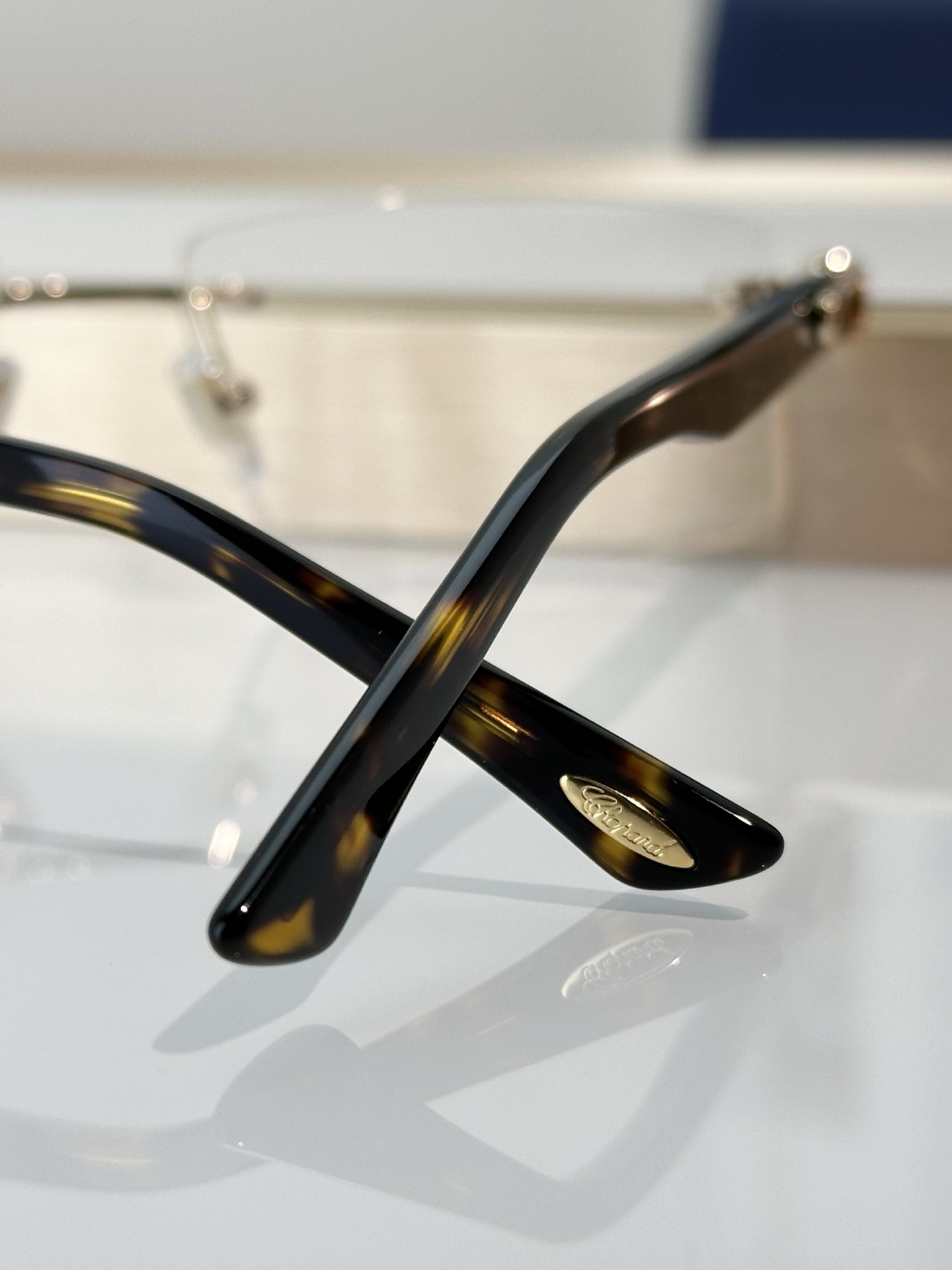 Designer Sunglasses VCHB70