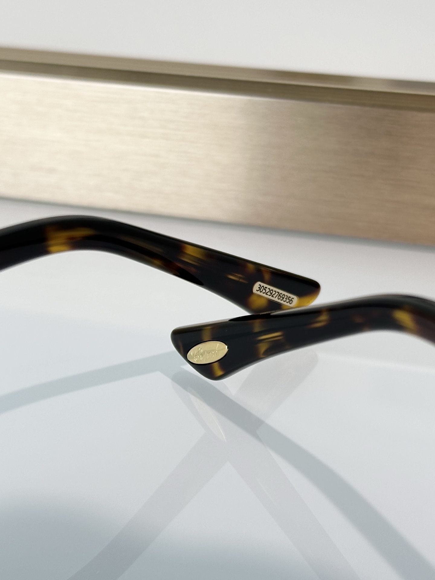 Designer Sunglasses VCHB70