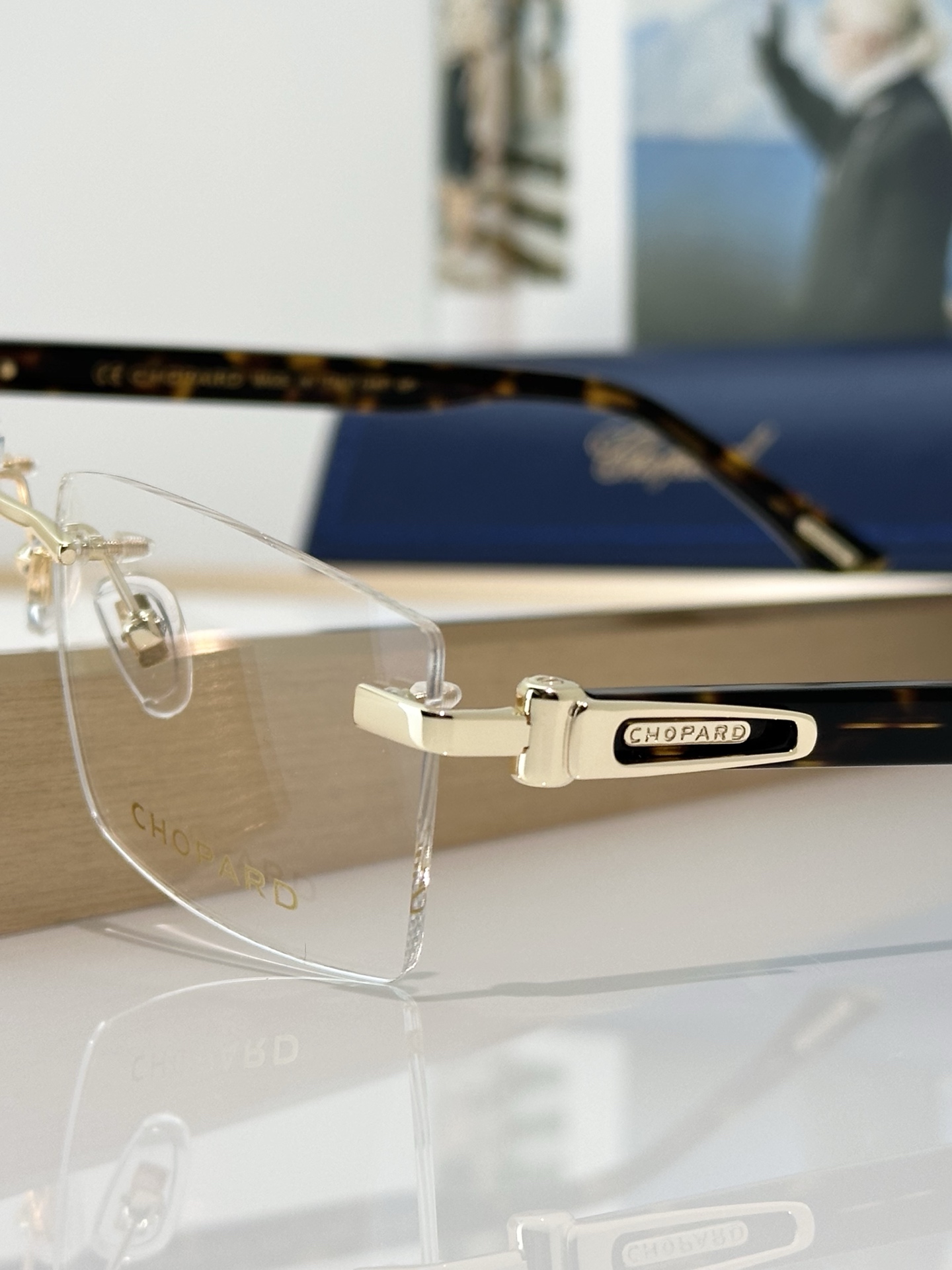 Designer Sunglasses VCHB70