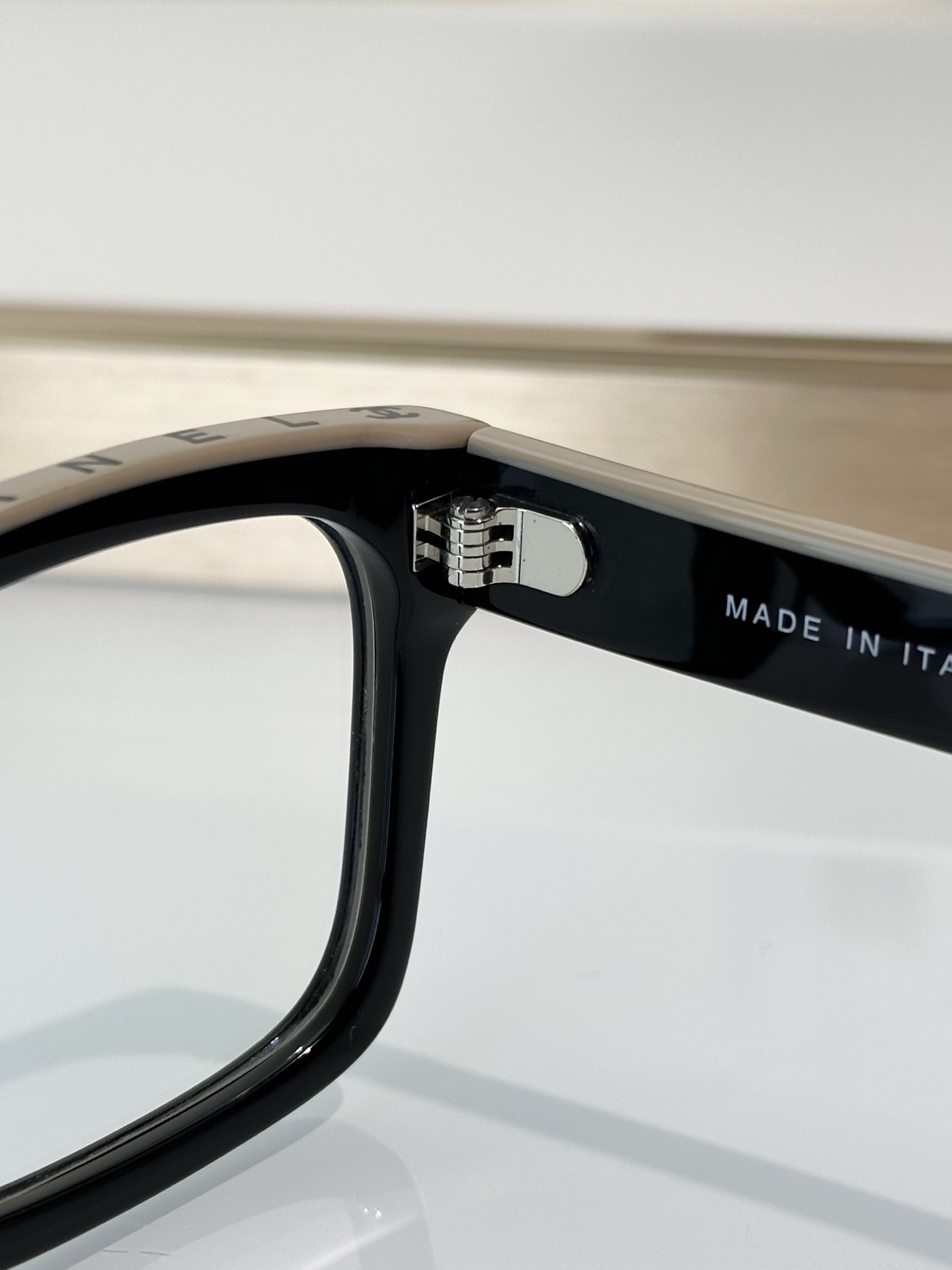Chanel Sunglasses Ch5417
