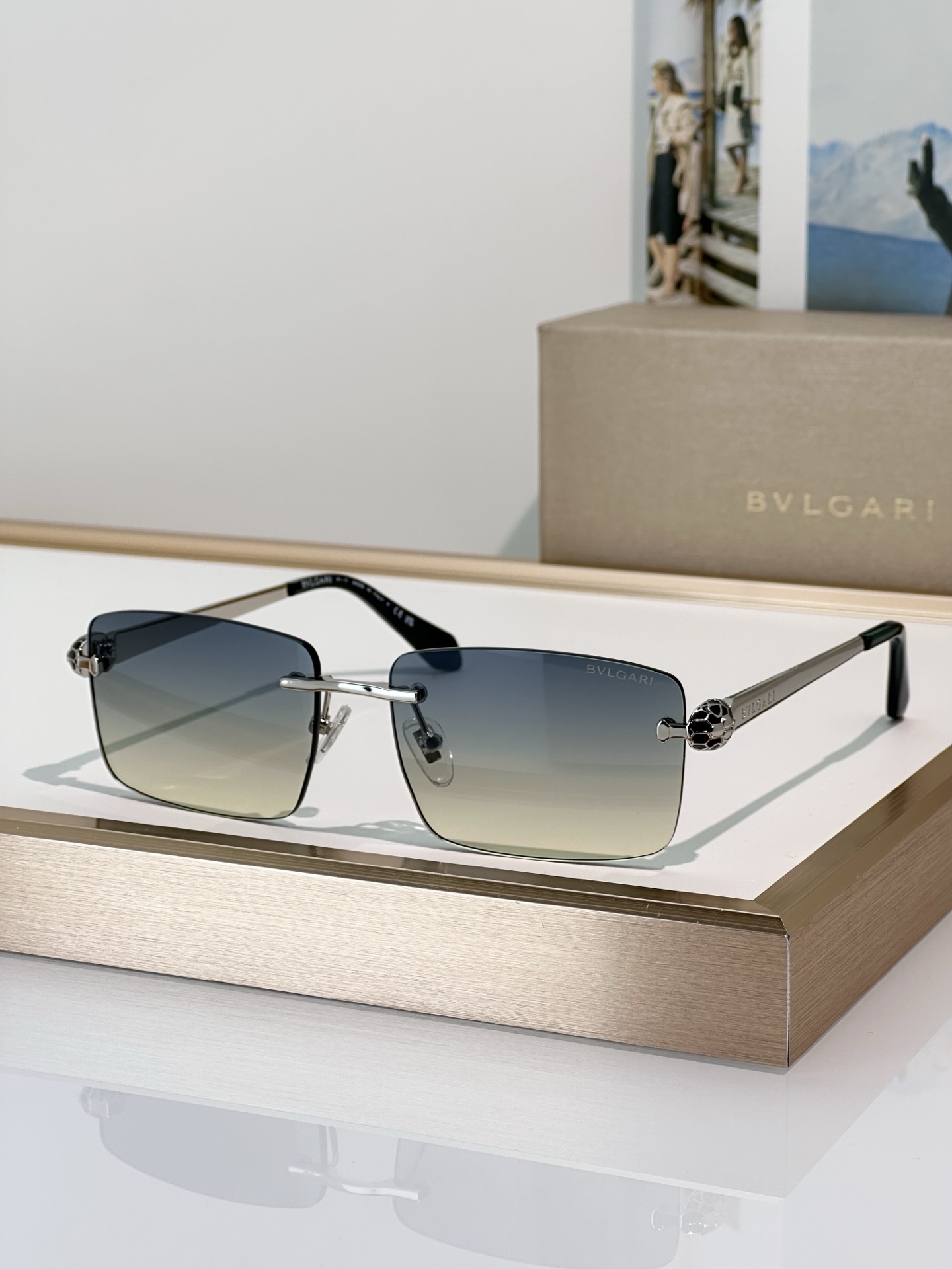 BVLGARI 太阳镜 金属 无框 矩形