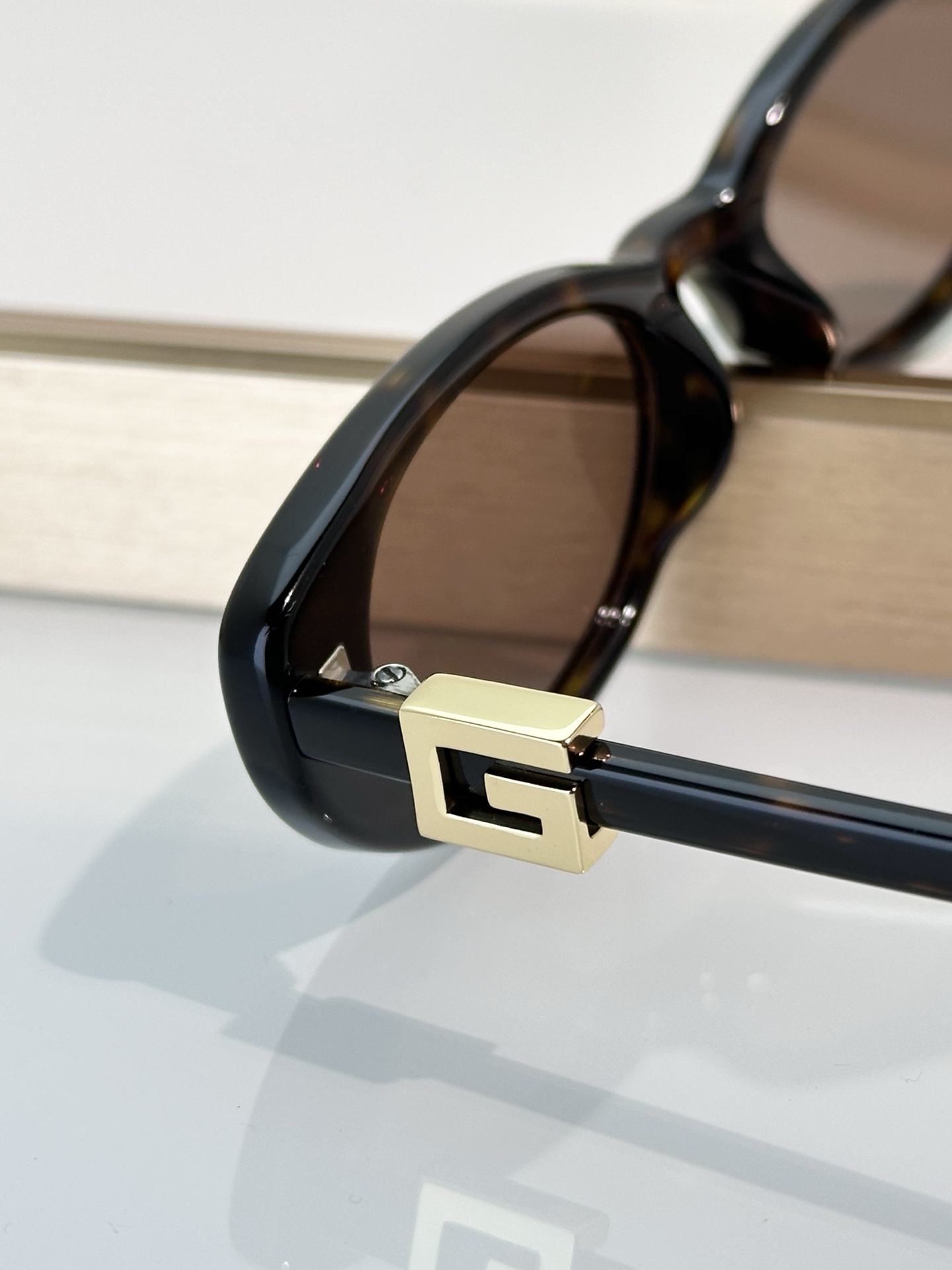 Designer Sunglasses GG1680S