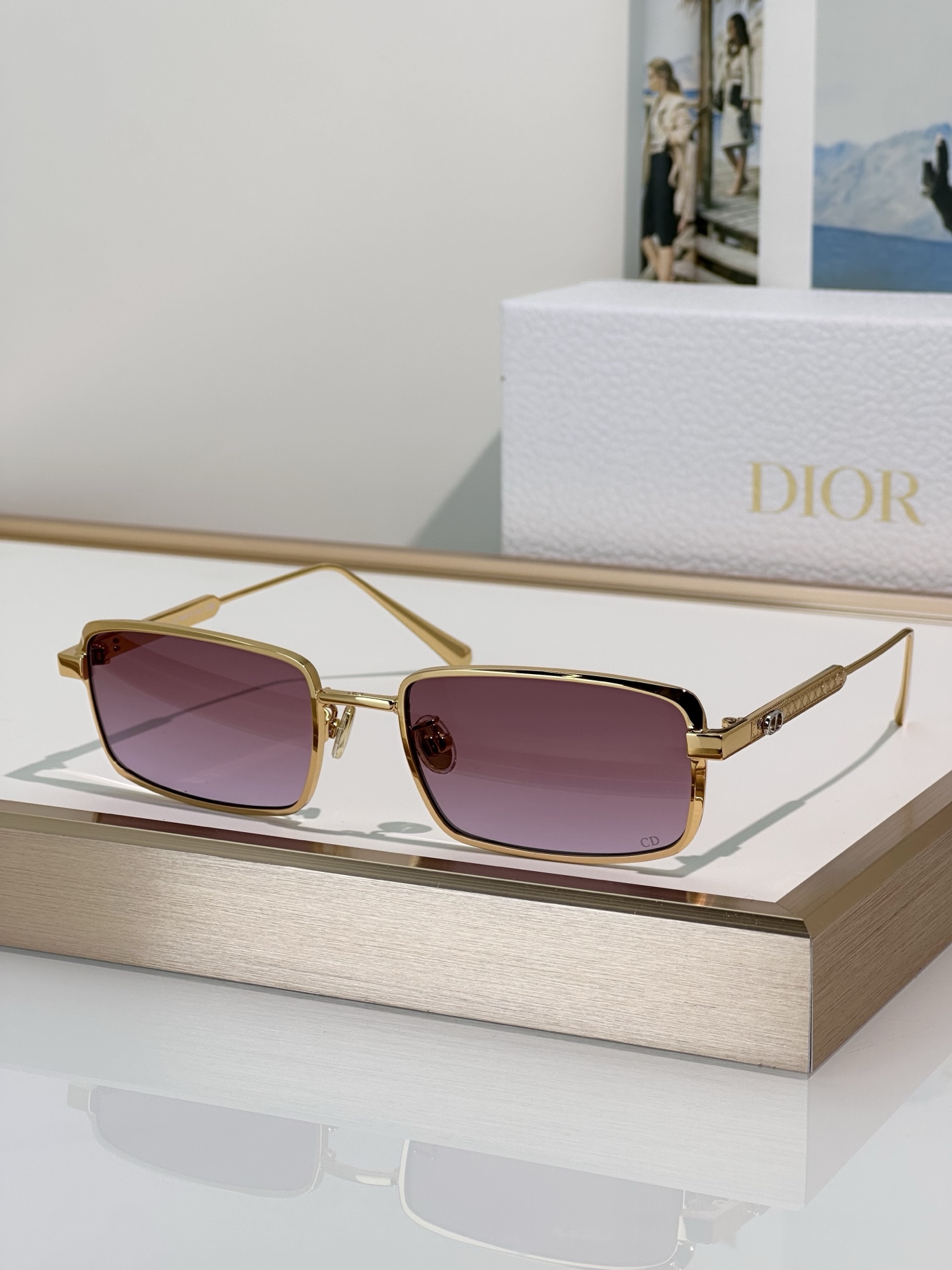 Dior Cannage S2U Gold-Tone Metal Sunglasses with Brown Gradient Lenses 4 i1747986729366 1969 0 2