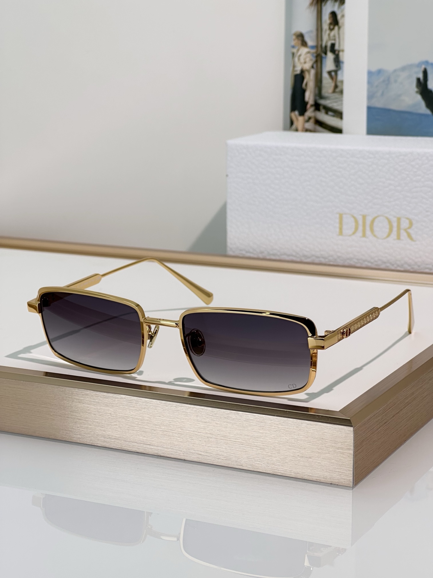Dior Cannage S2U Gold-Tone Metal Sunglasses with Brown Gradient Lenses 3 i1747986731197 7853 0 1